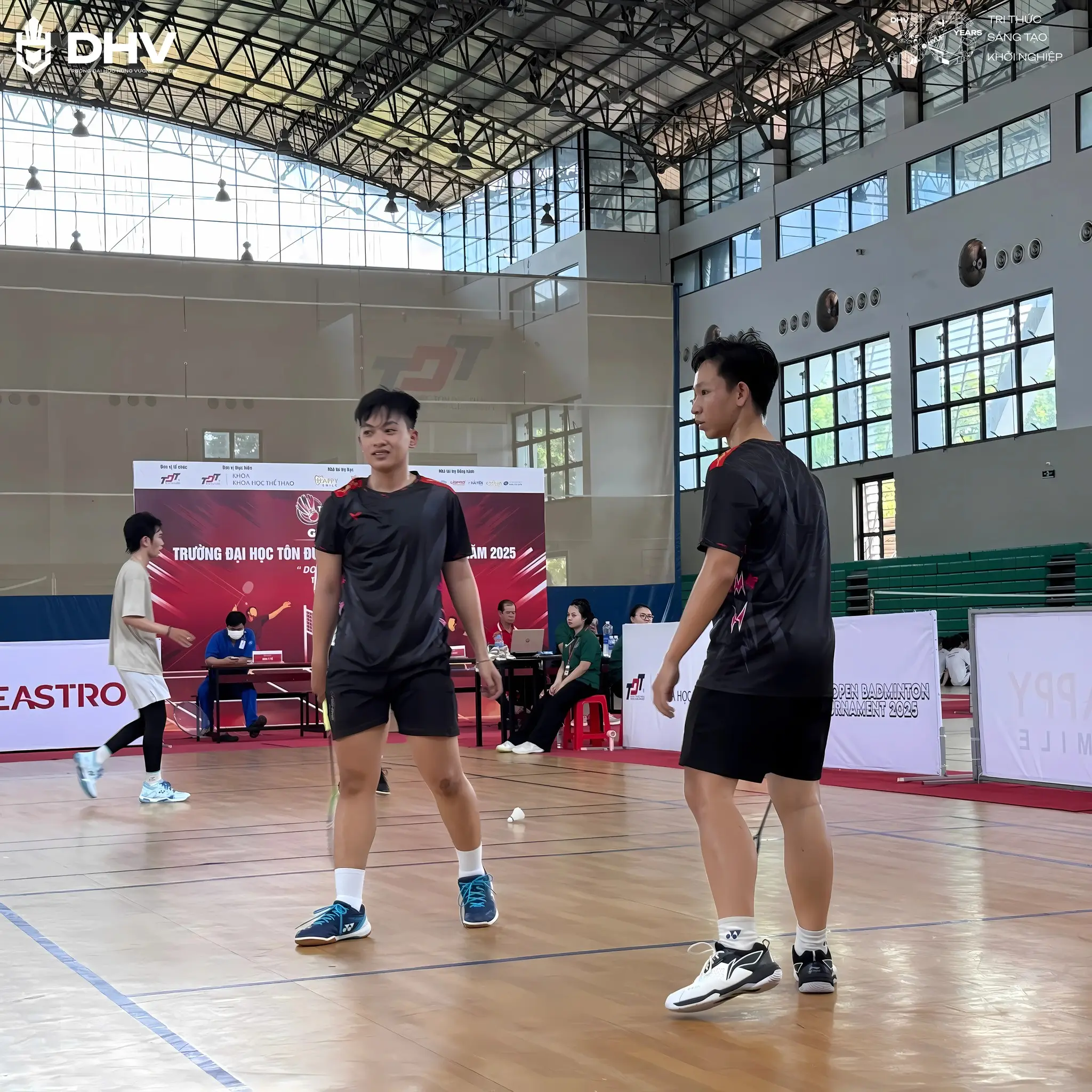 Bạn Nguyễn Võ Minh Kha và Bạn Đoàn Minh Hoàng - Câu lạc bộ Cầu lông DHV