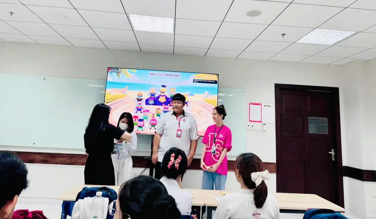DHV - Trường Đại Học Hùng Vương TPHCM