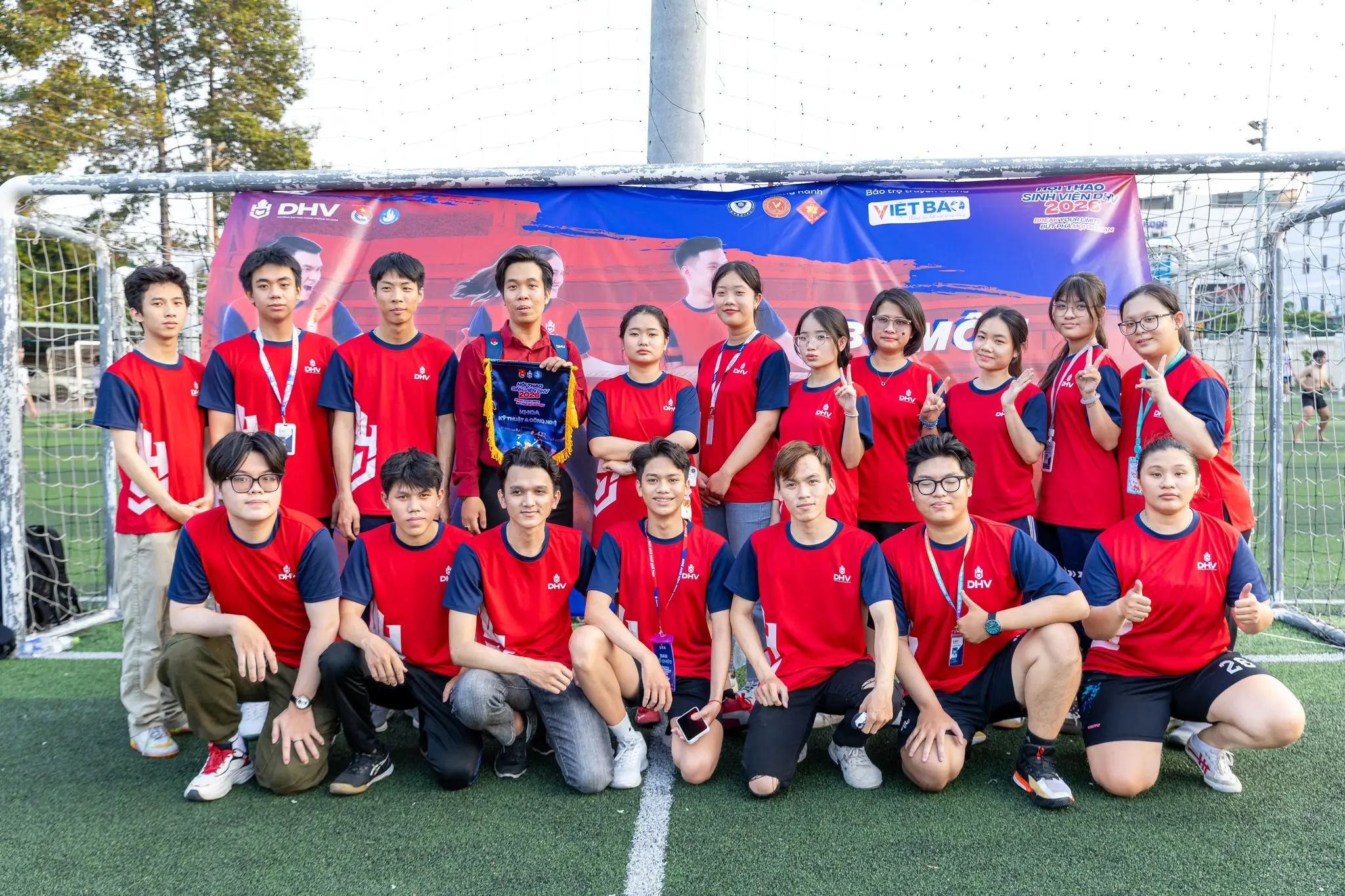 DHV - Trường Đại Học Hùng Vương TPHCM