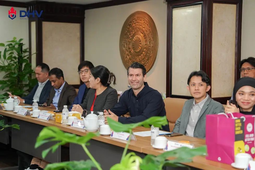 DHV - Trường Đại Học Hùng Vương TPHCM