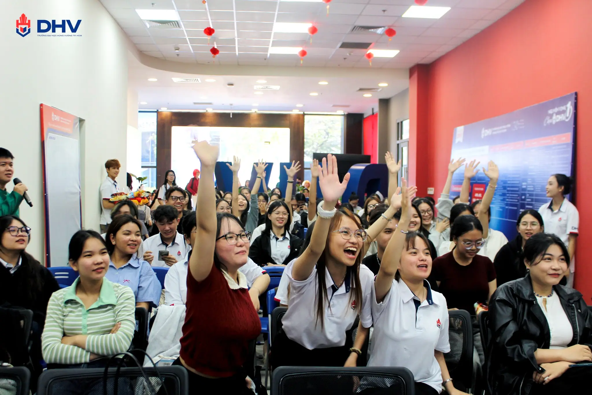 DHV - Trường Đại Học Hùng Vương TPHCM