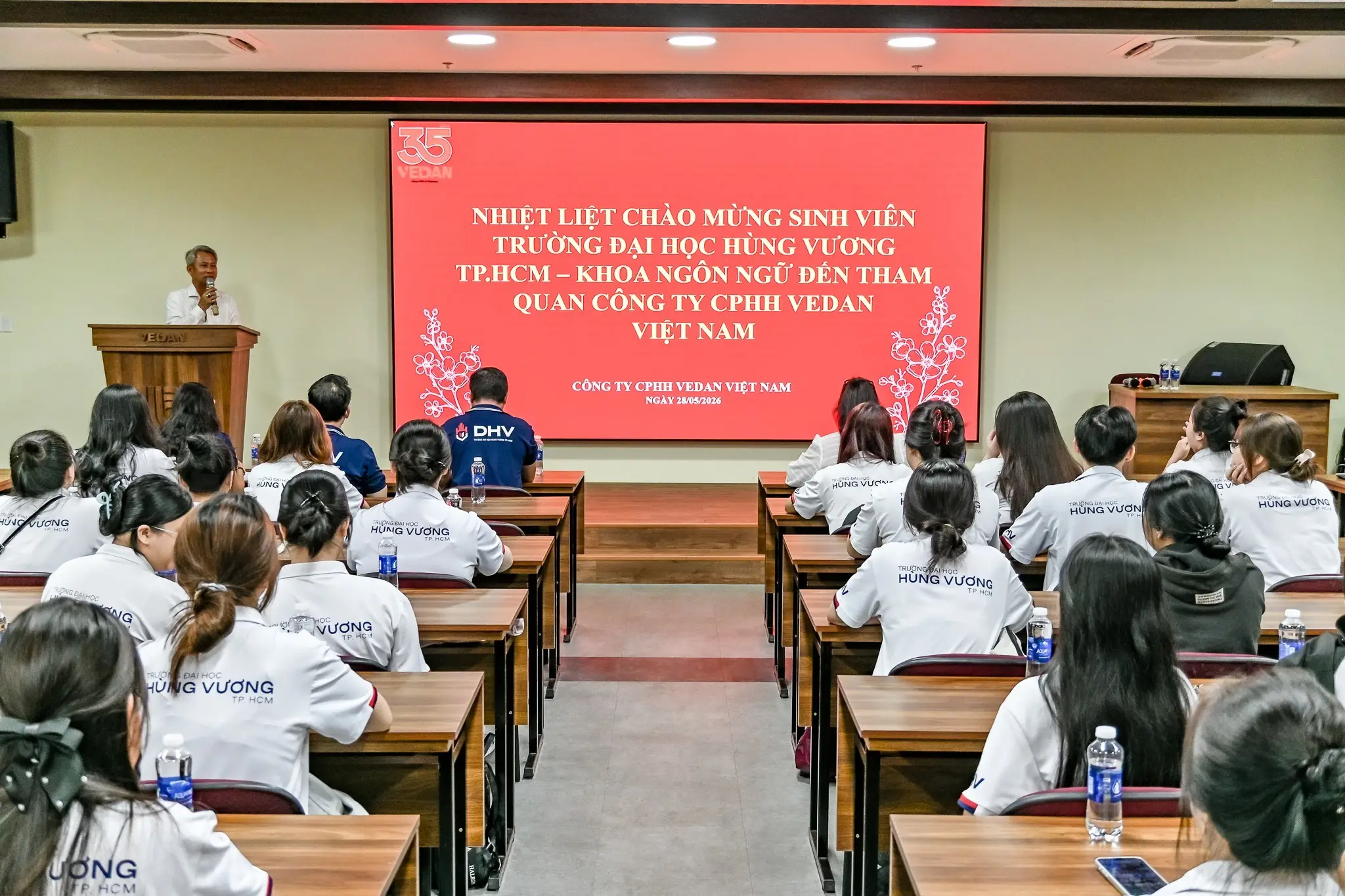DHV - Trường Đại Học Hùng Vương TPHCM