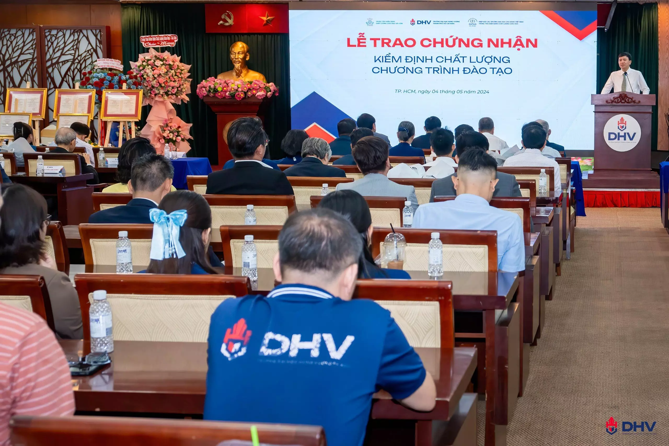 DHV - Trường Đại Học Hùng Vương TPHCM