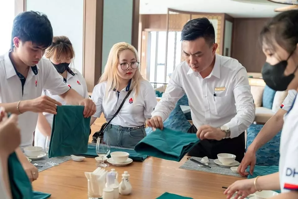 DHV - Trường Đại Học Hùng Vương TPHCM