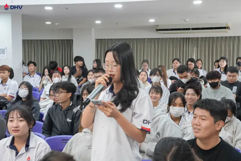 DHV - Trường Đại Học Hùng Vương TPHCM