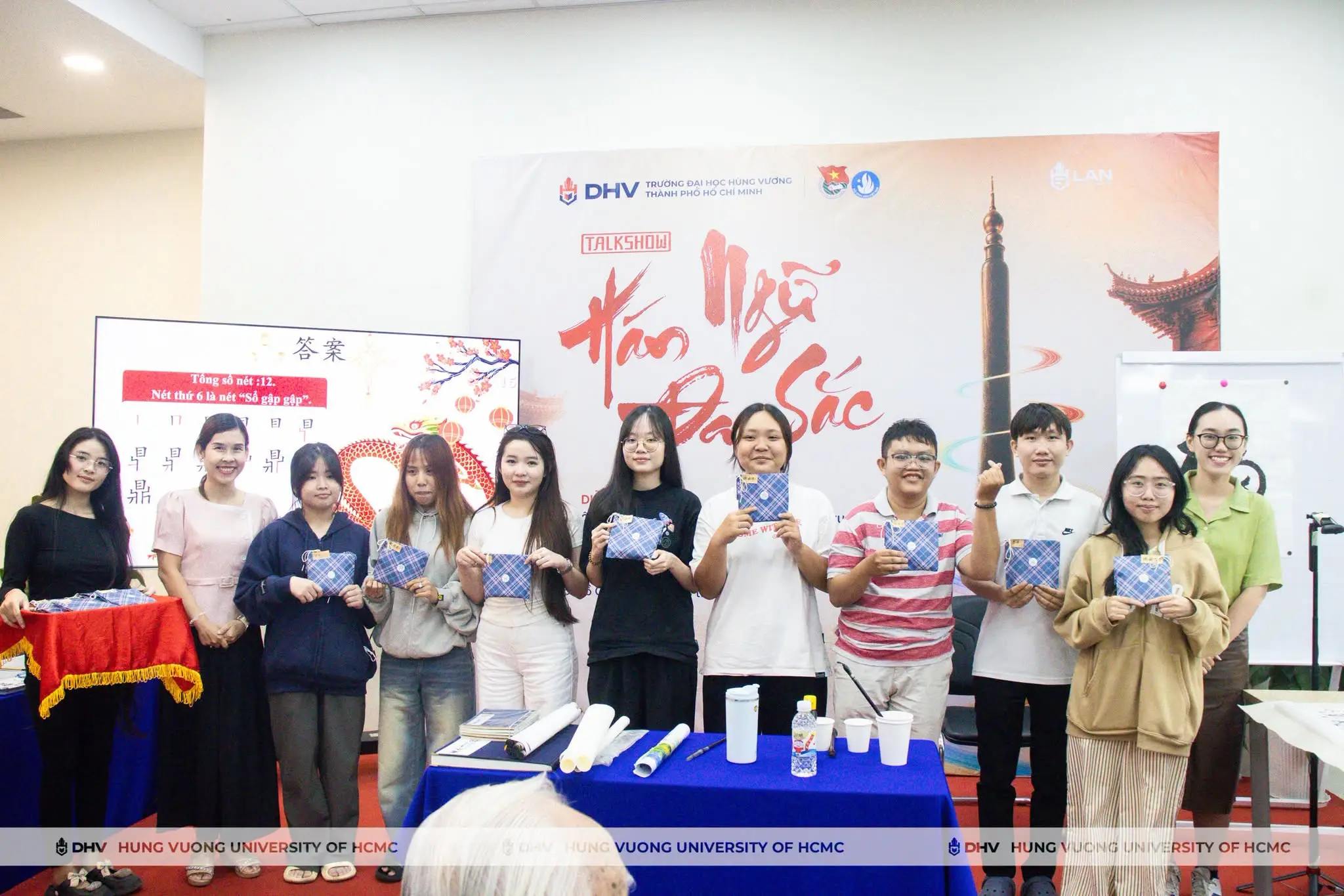 DHV - Trường Đại Học Hùng Vương TPHCM