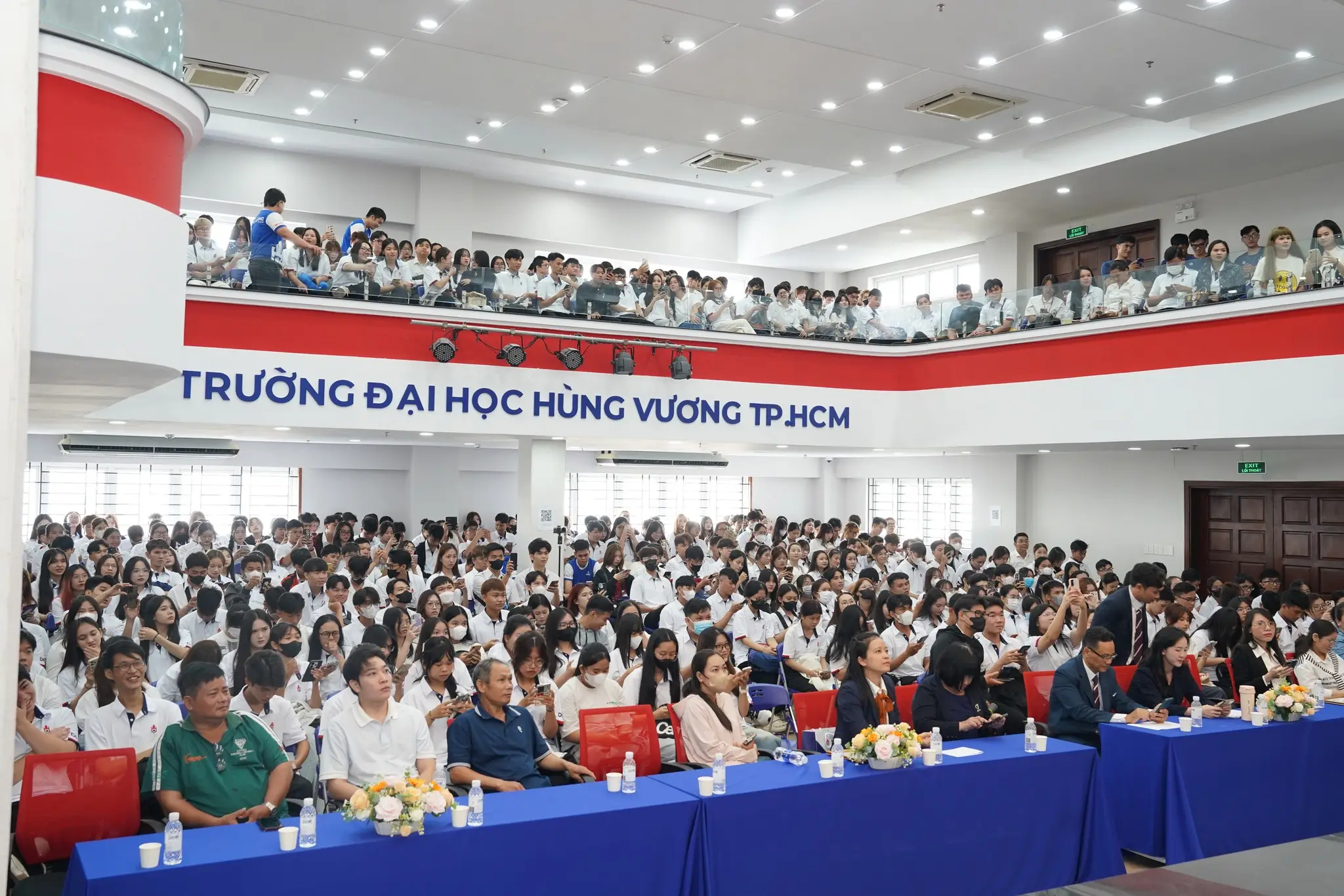DHV - Trường Đại Học Hùng Vương TPHCM