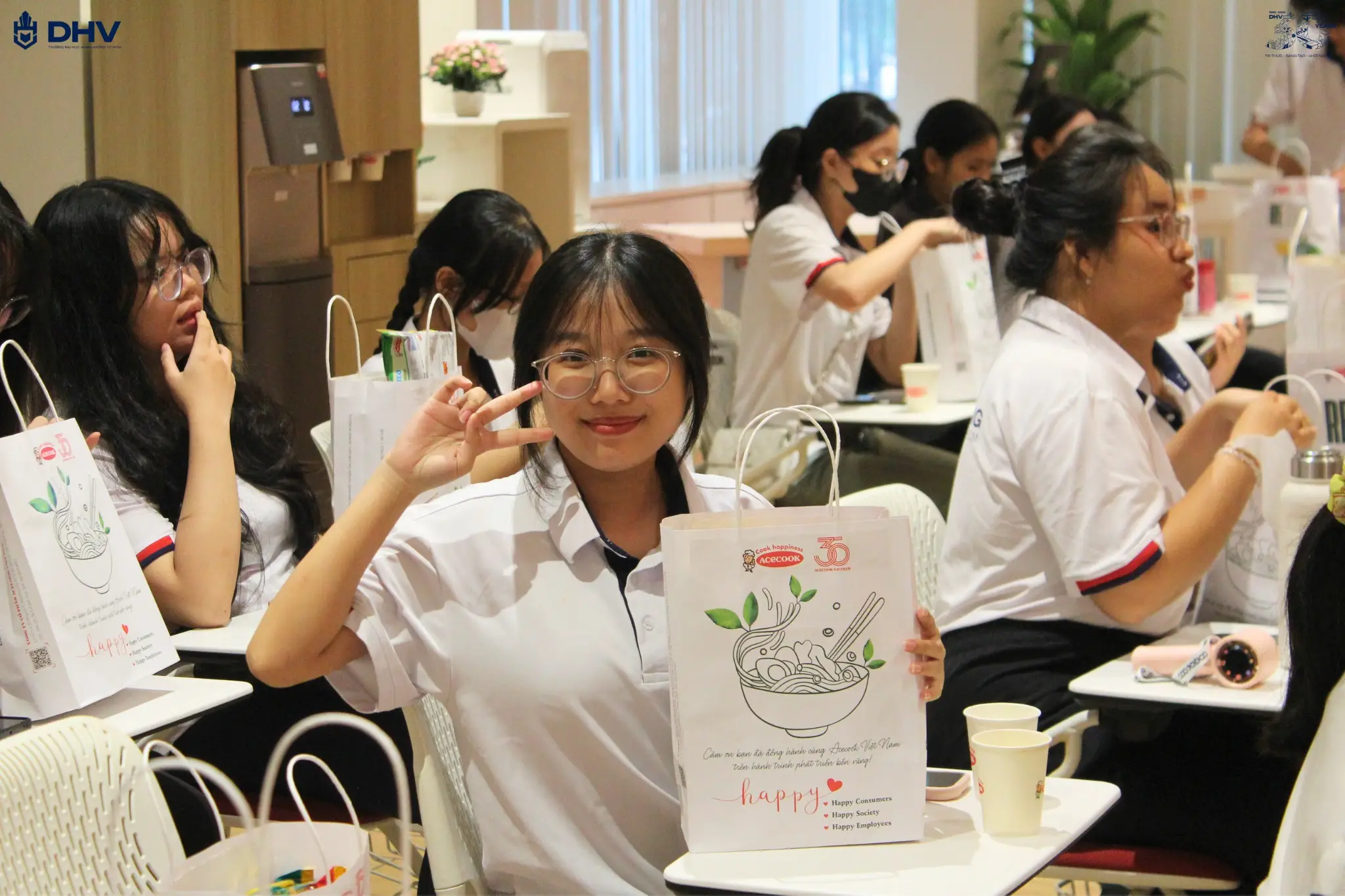 DHV - Trường Đại Học Hùng Vương TPHCM