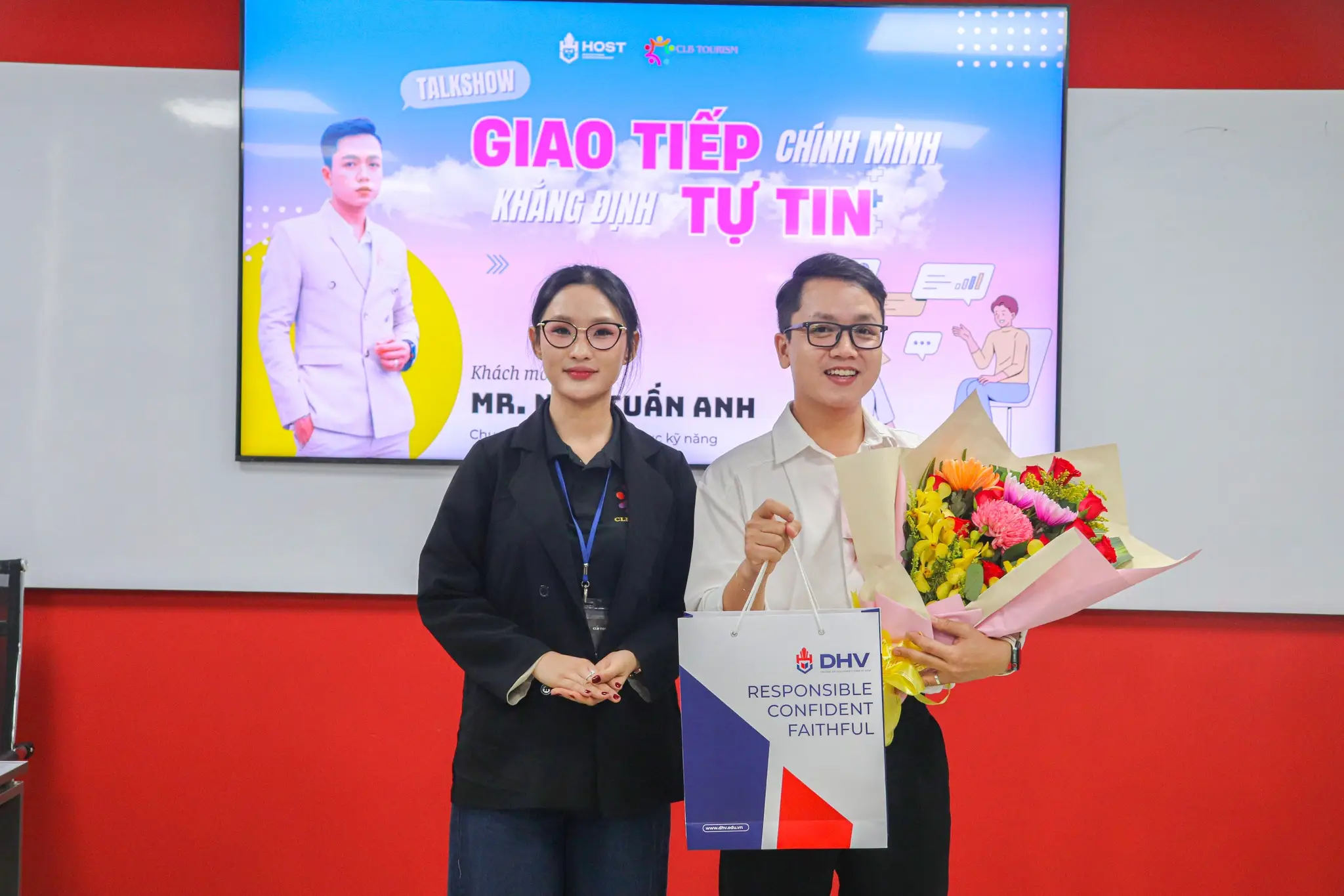 DHV - Trường Đại Học Hùng Vương TPHCM