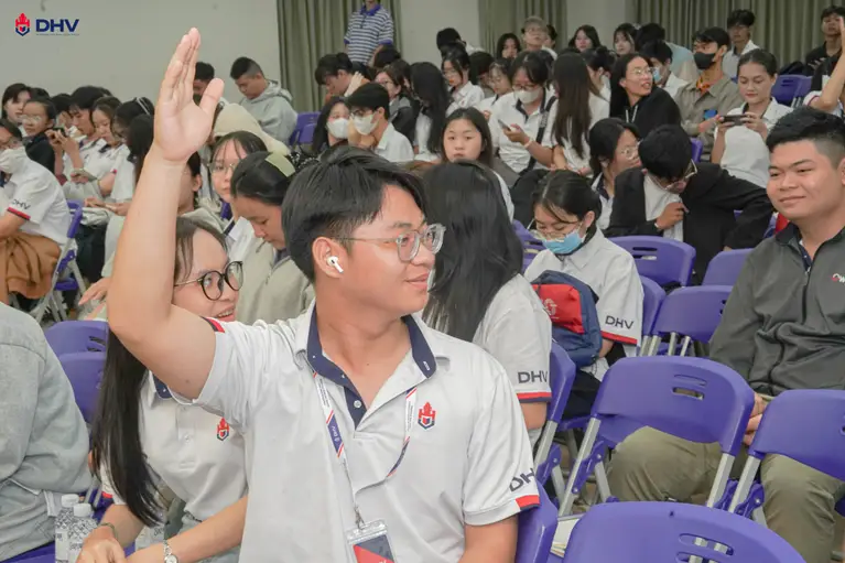 DHV - Trường Đại Học Hùng Vương TPHCM