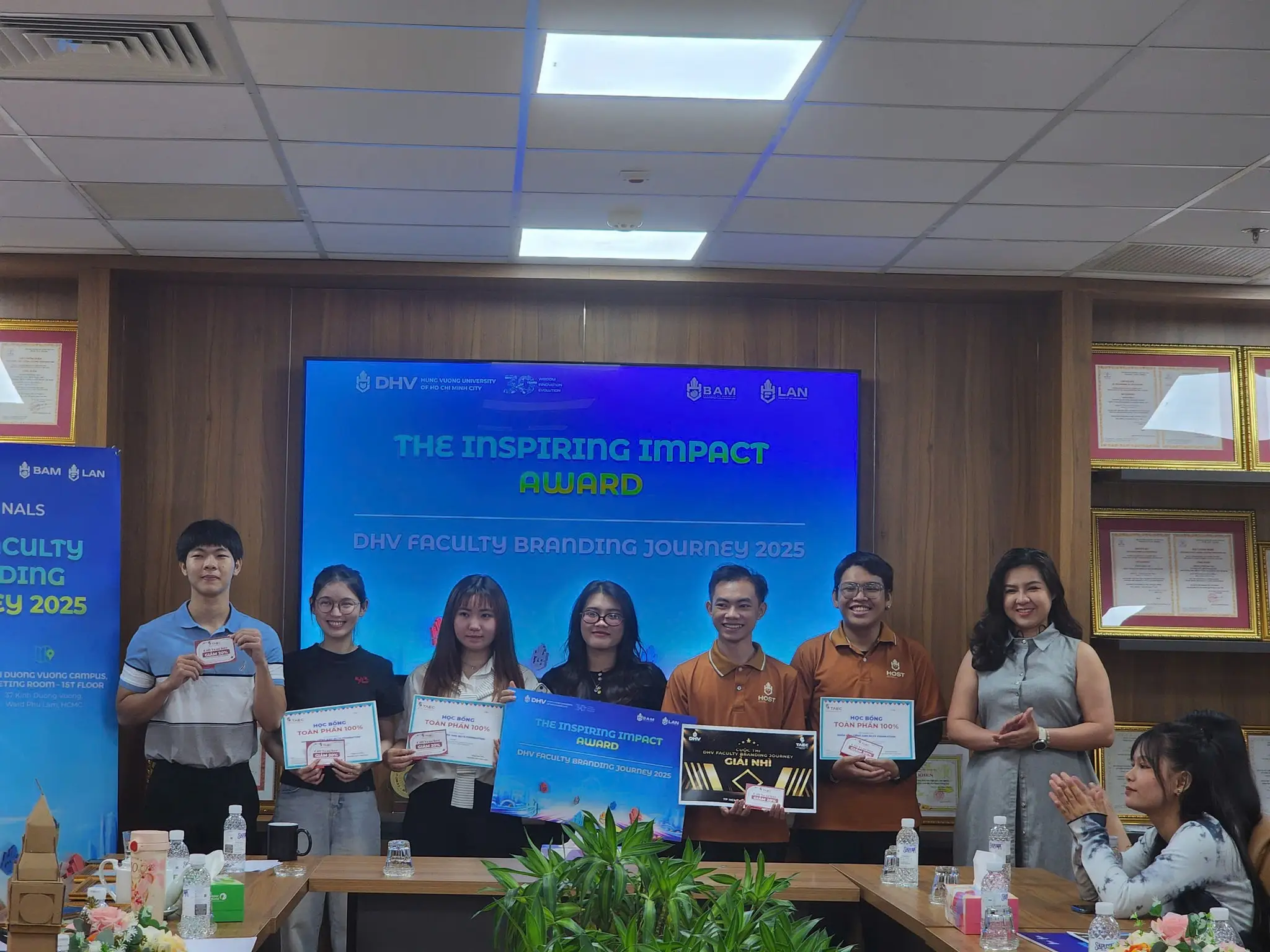 DHV - Trường Đại Học Hùng Vương TPHCM