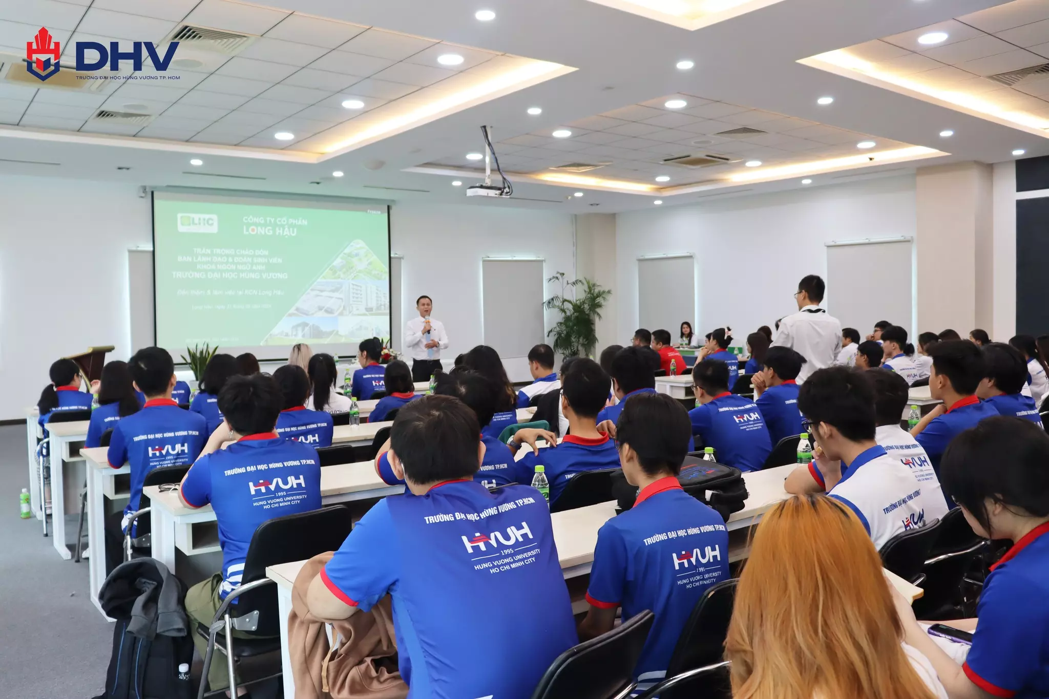 DHV - Trường Đại Học Hùng Vương TPHCM
