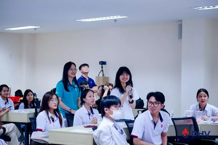 DHV - Trường Đại Học Hùng Vương TPHCM