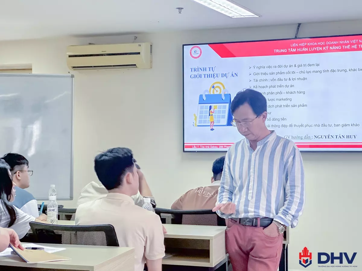 DHV - Trường Đại Học Hùng Vương TPHCM