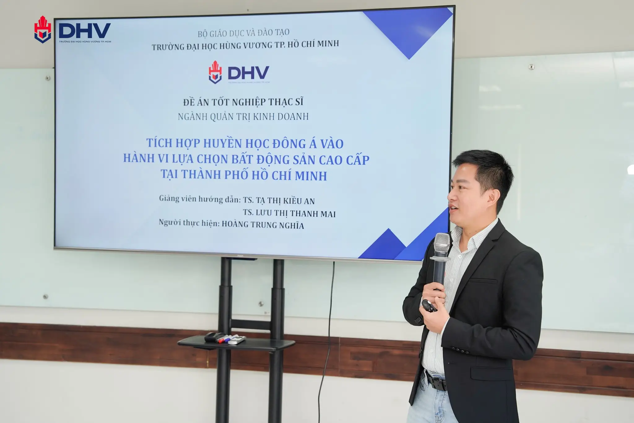 DHV - Trường Đại Học Hùng Vương TPHCM