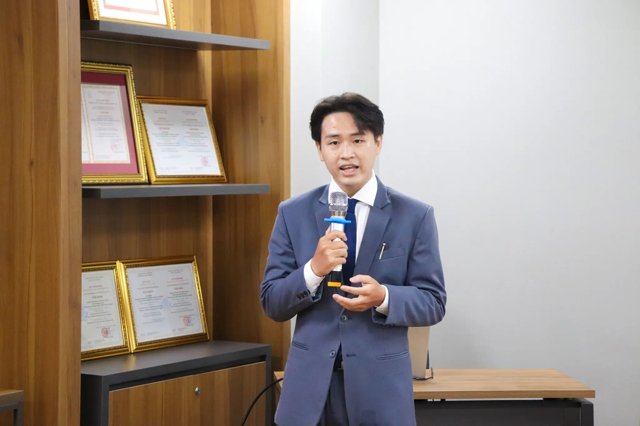 DHV - Trường Đại Học Hùng Vương TPHCM