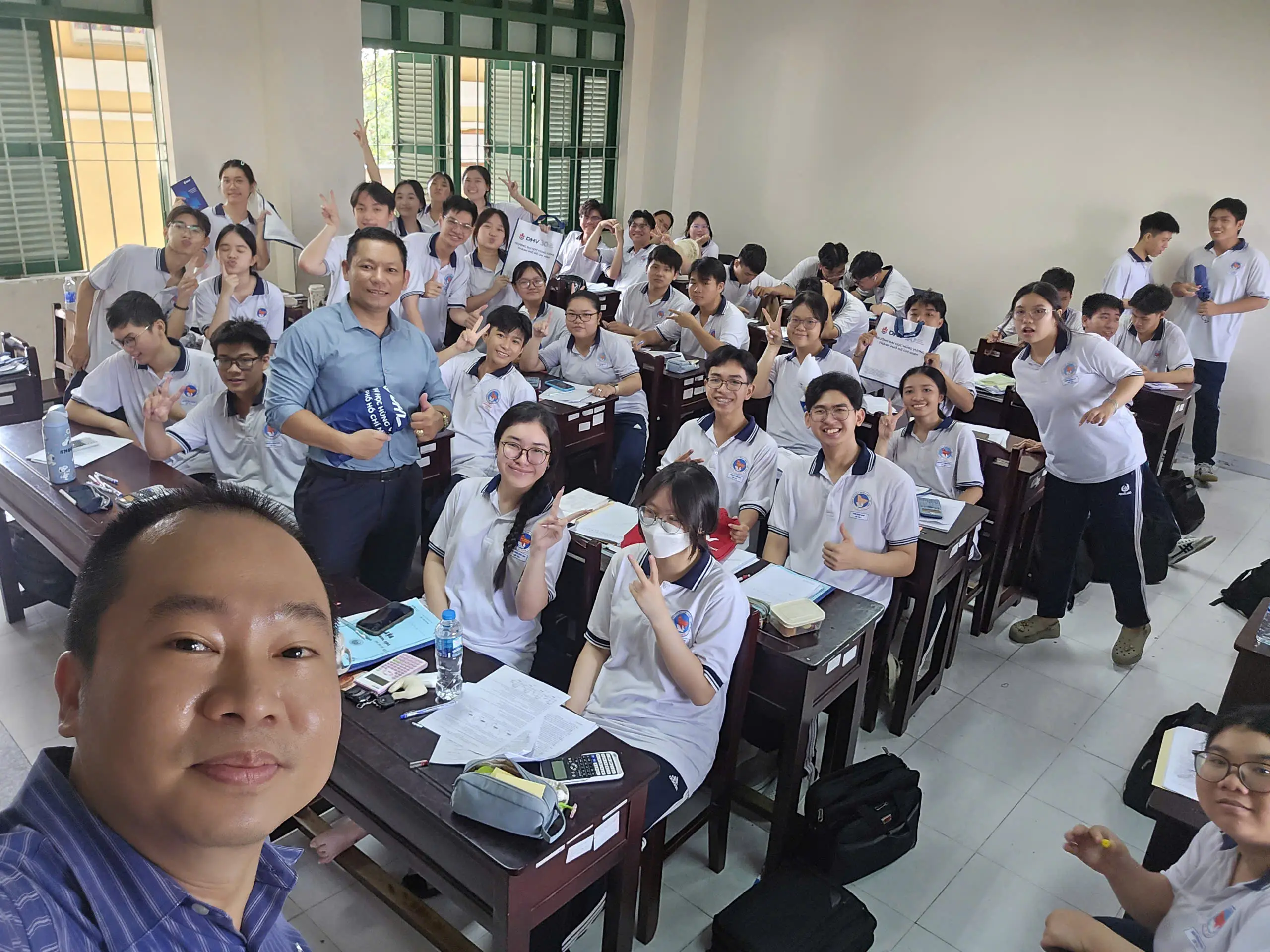 DHV - Trường Đại Học Hùng Vương TPHCM