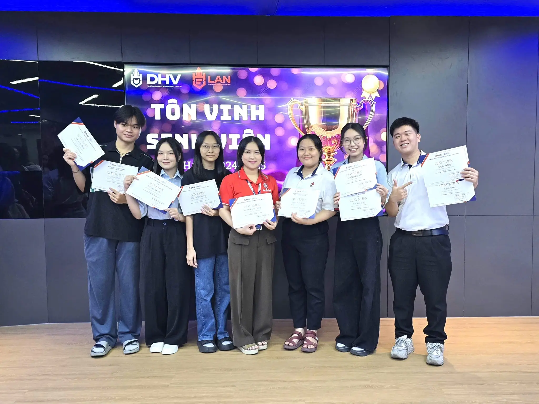 DHV - Trường Đại Học Hùng Vương TPHCM