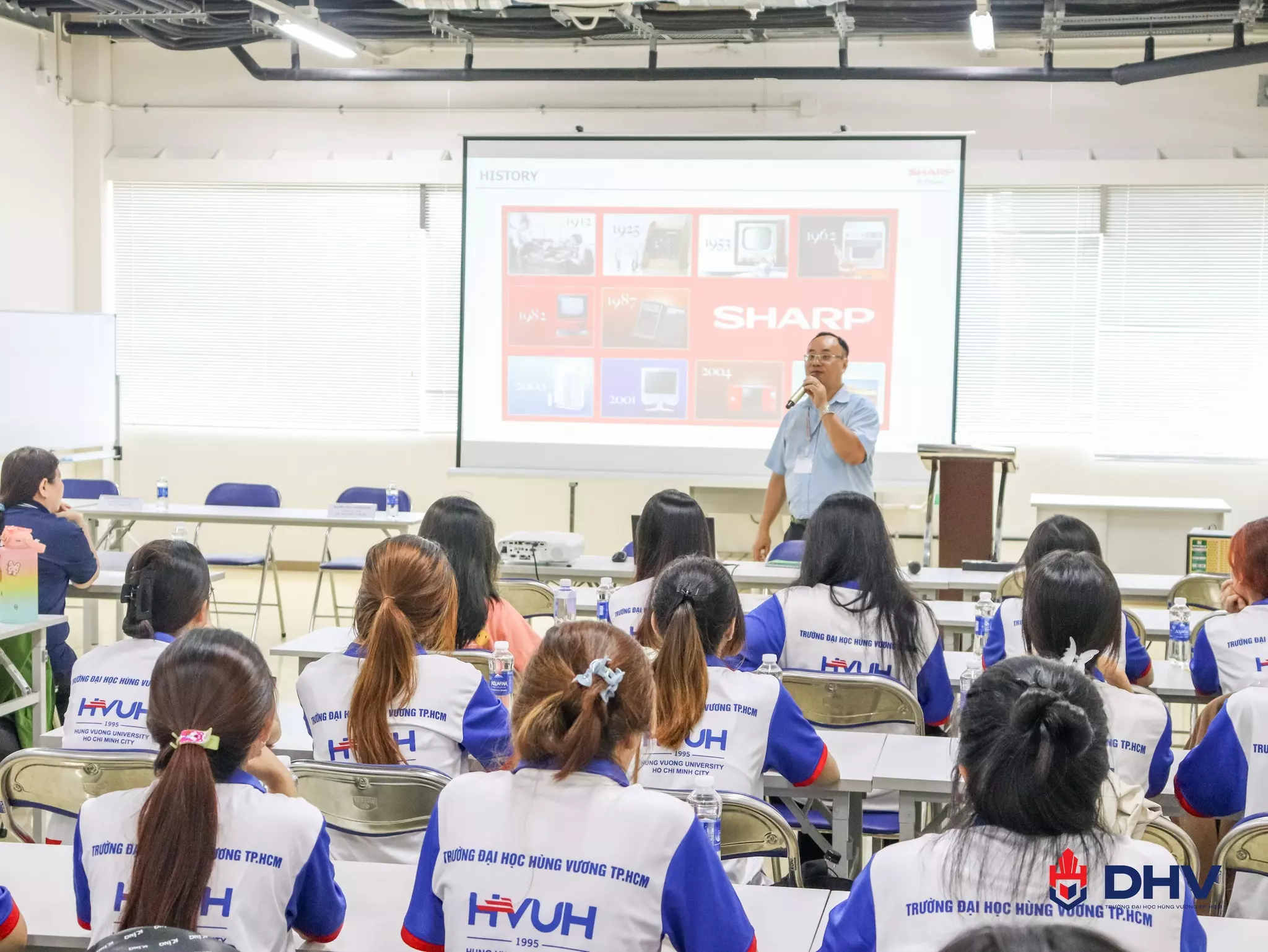 DHV - Trường Đại Học Hùng Vương TPHCM