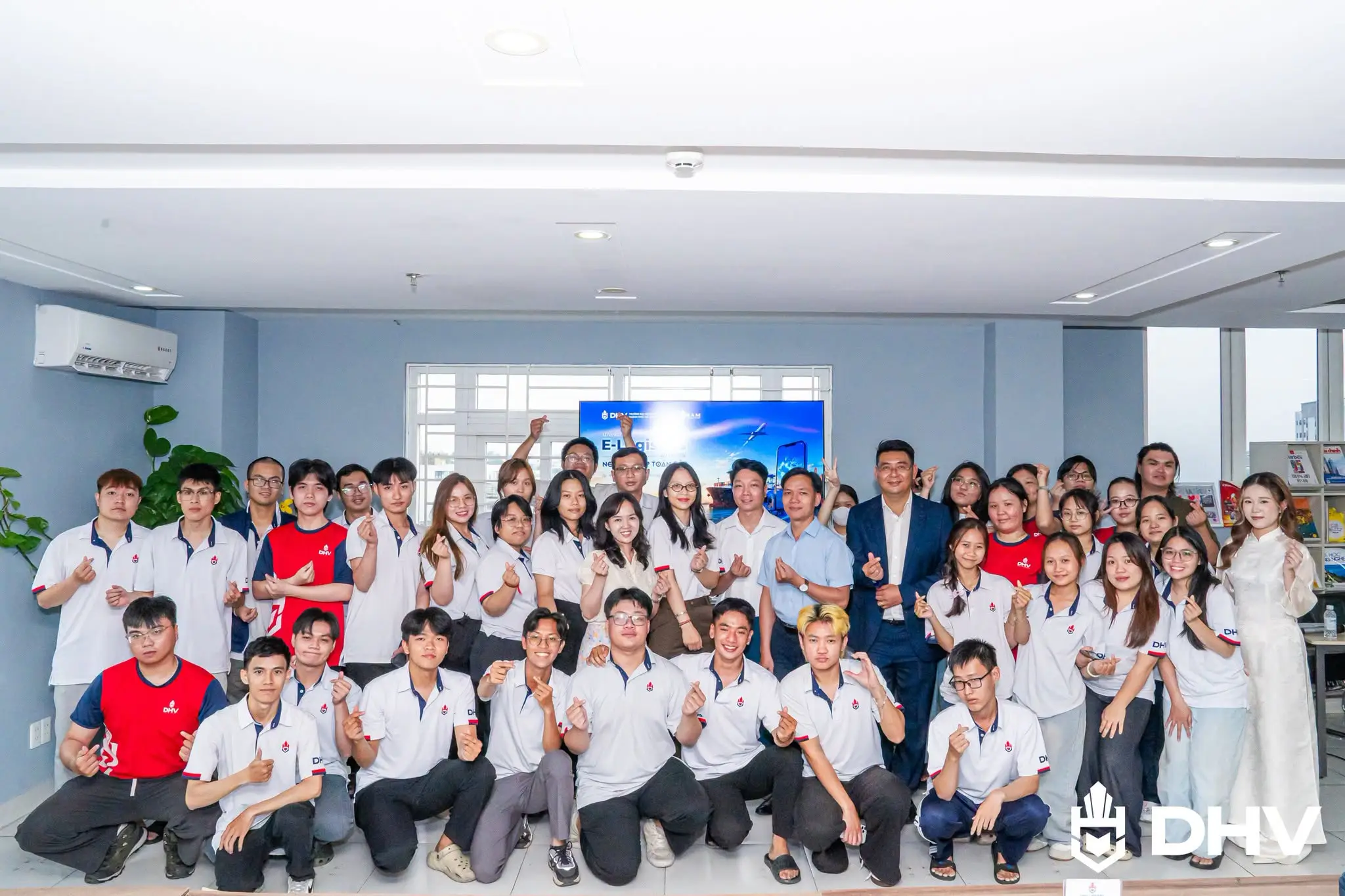 DHV - Trường Đại Học Hùng Vương TPHCM