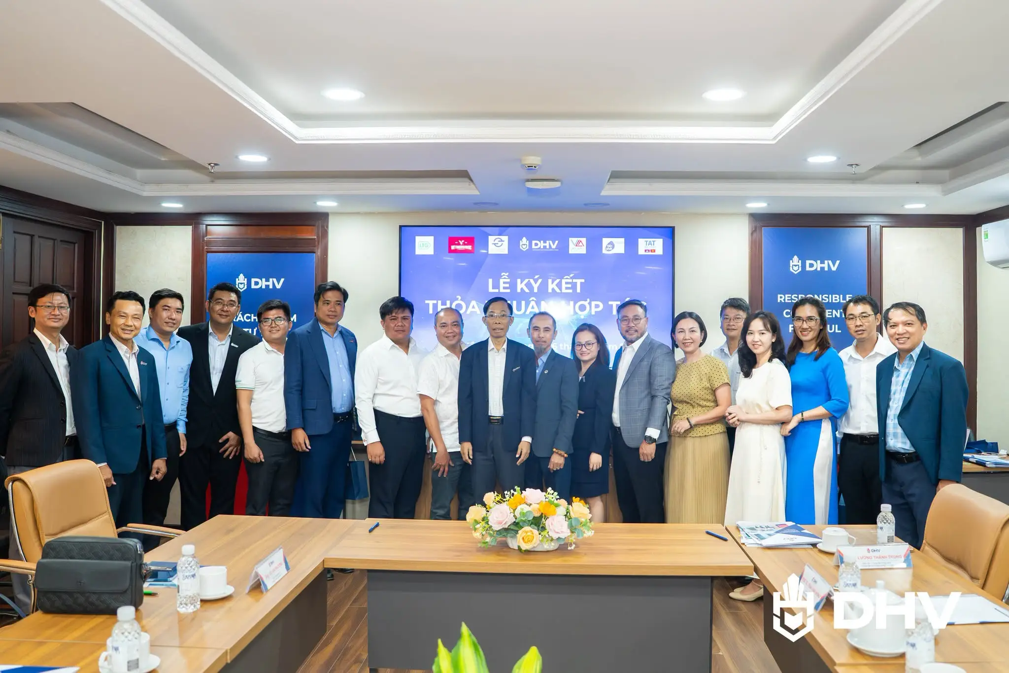 DHV - Trường Đại Học Hùng Vương TPHCM