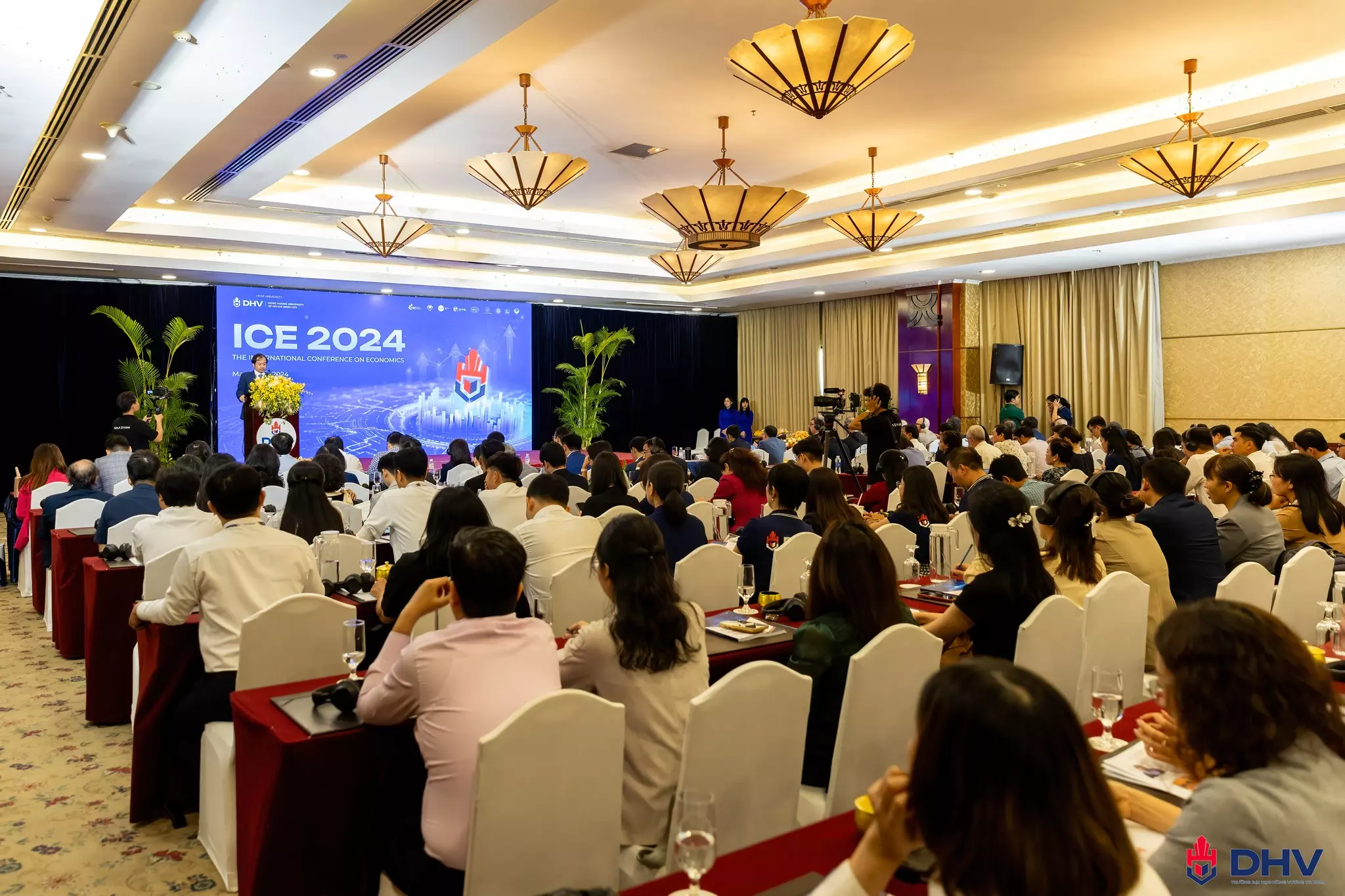 DHV - Trường Đại Học Hùng Vương TPHCM