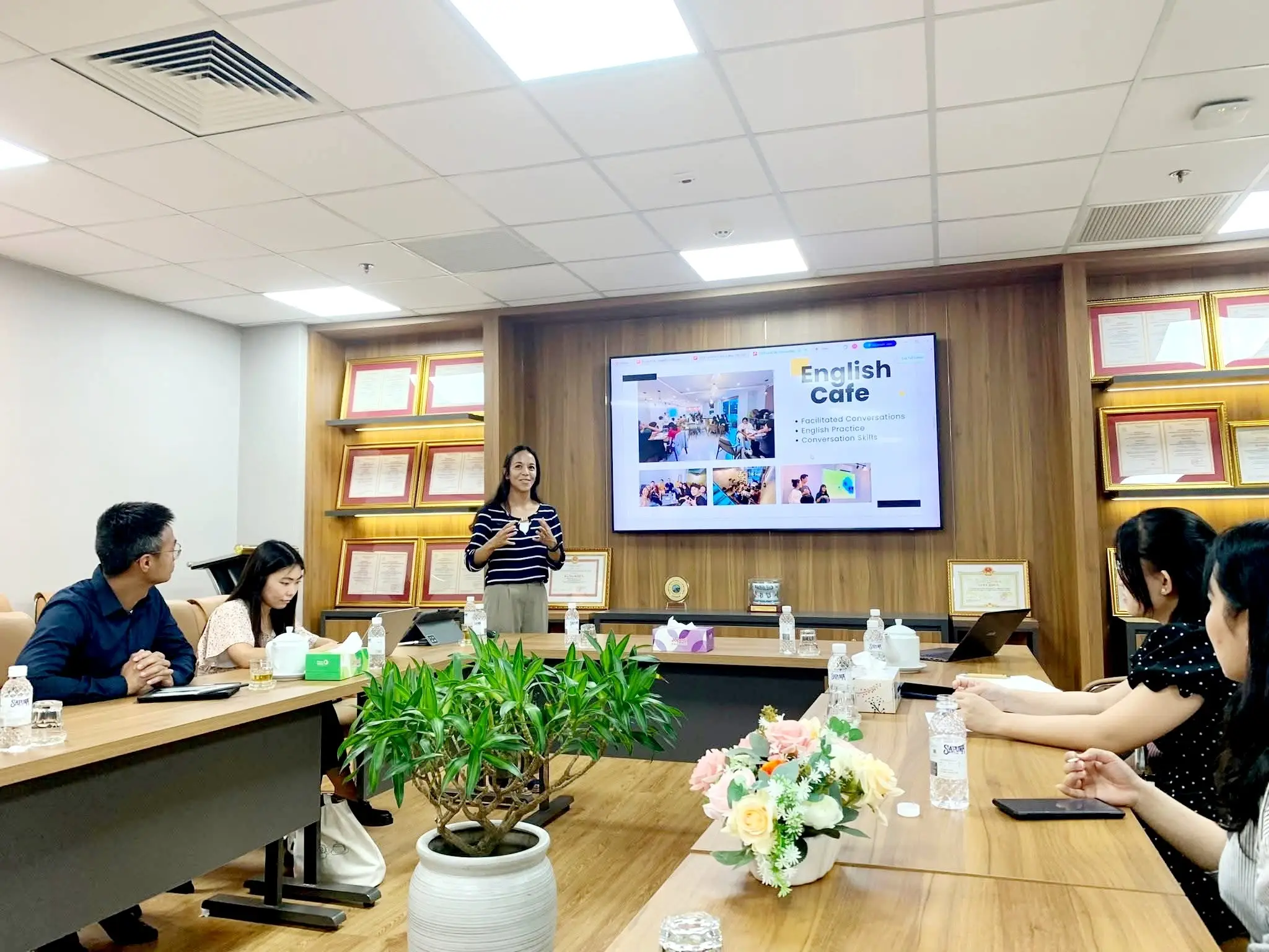 DHV - Trường Đại Học Hùng Vương TPHCM