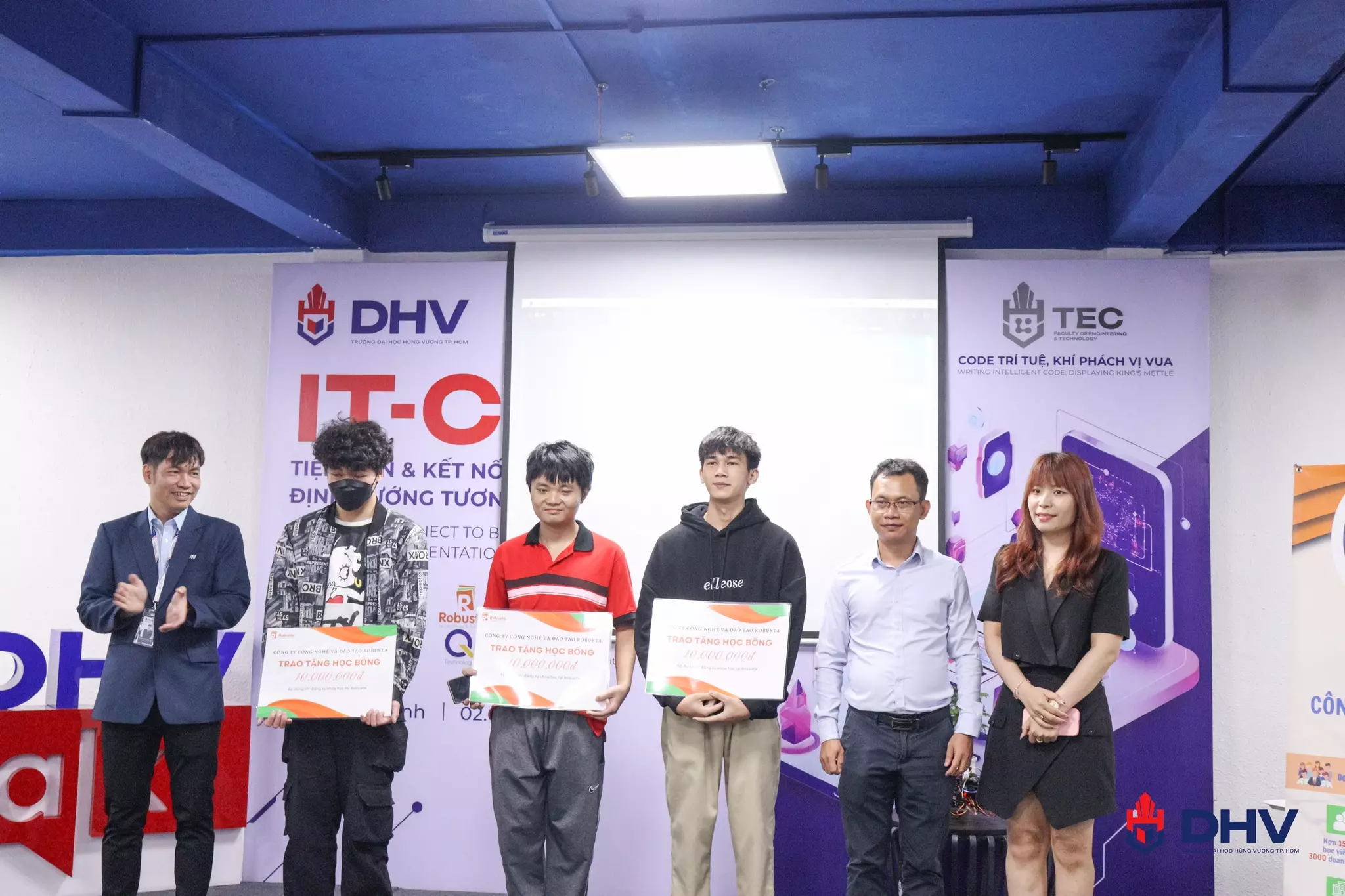 DHV - Trường Đại Học Hùng Vương TPHCM