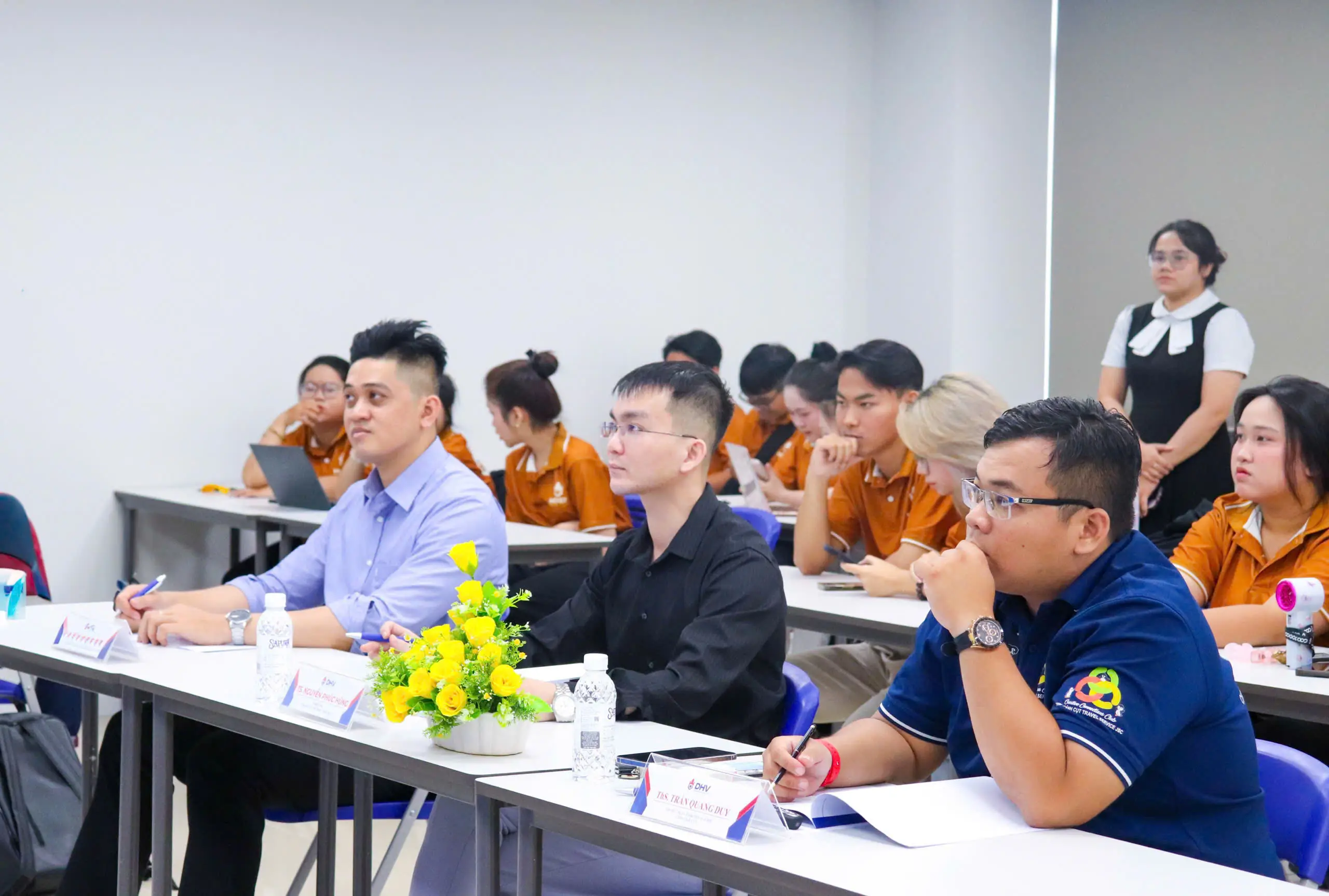 DHV - Trường Đại Học Hùng Vương TPHCM