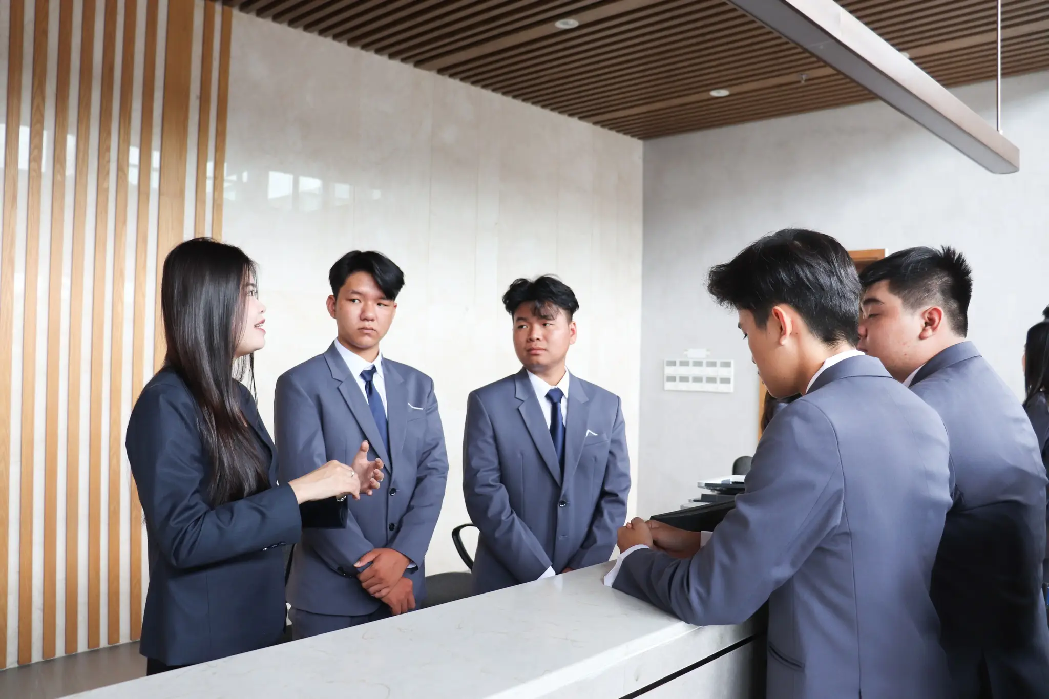 DHV - Trường Đại Học Hùng Vương TPHCM