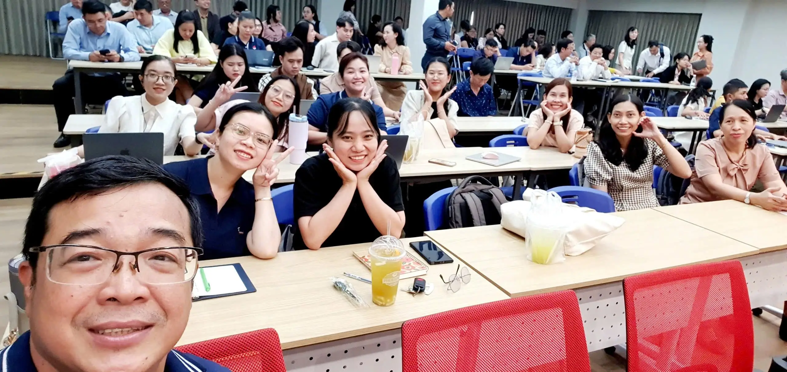 DHV - Trường Đại Học Hùng Vương TPHCM