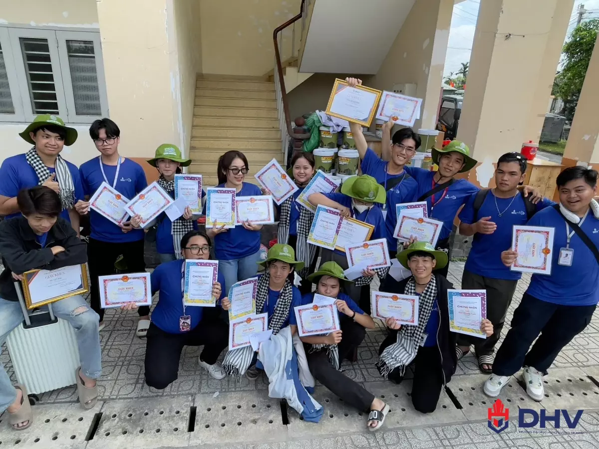 DHV - Trường Đại Học Hùng Vương TPHCM