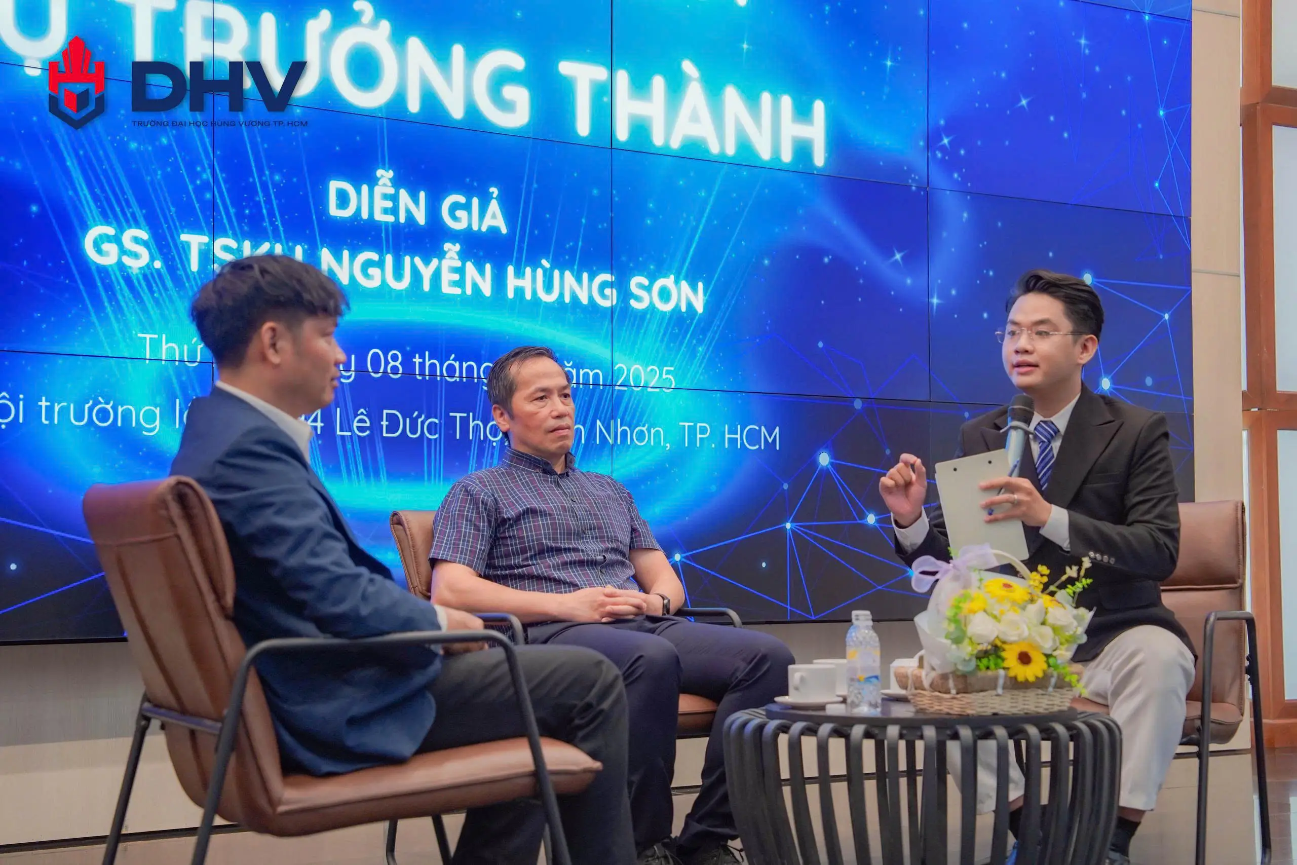 DHV - Trường Đại Học Hùng Vương TPHCM