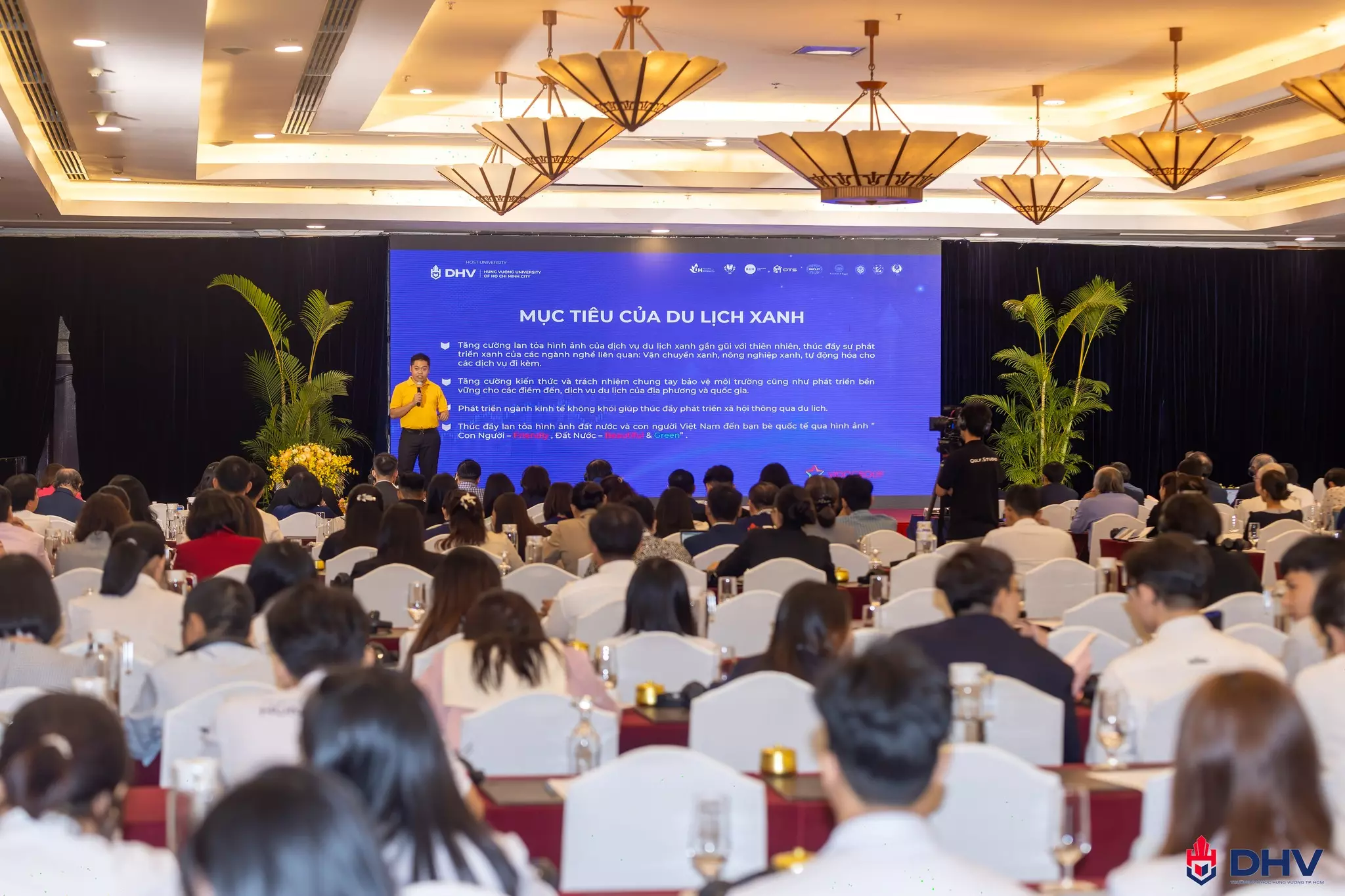 DHV - Trường Đại Học Hùng Vương TPHCM