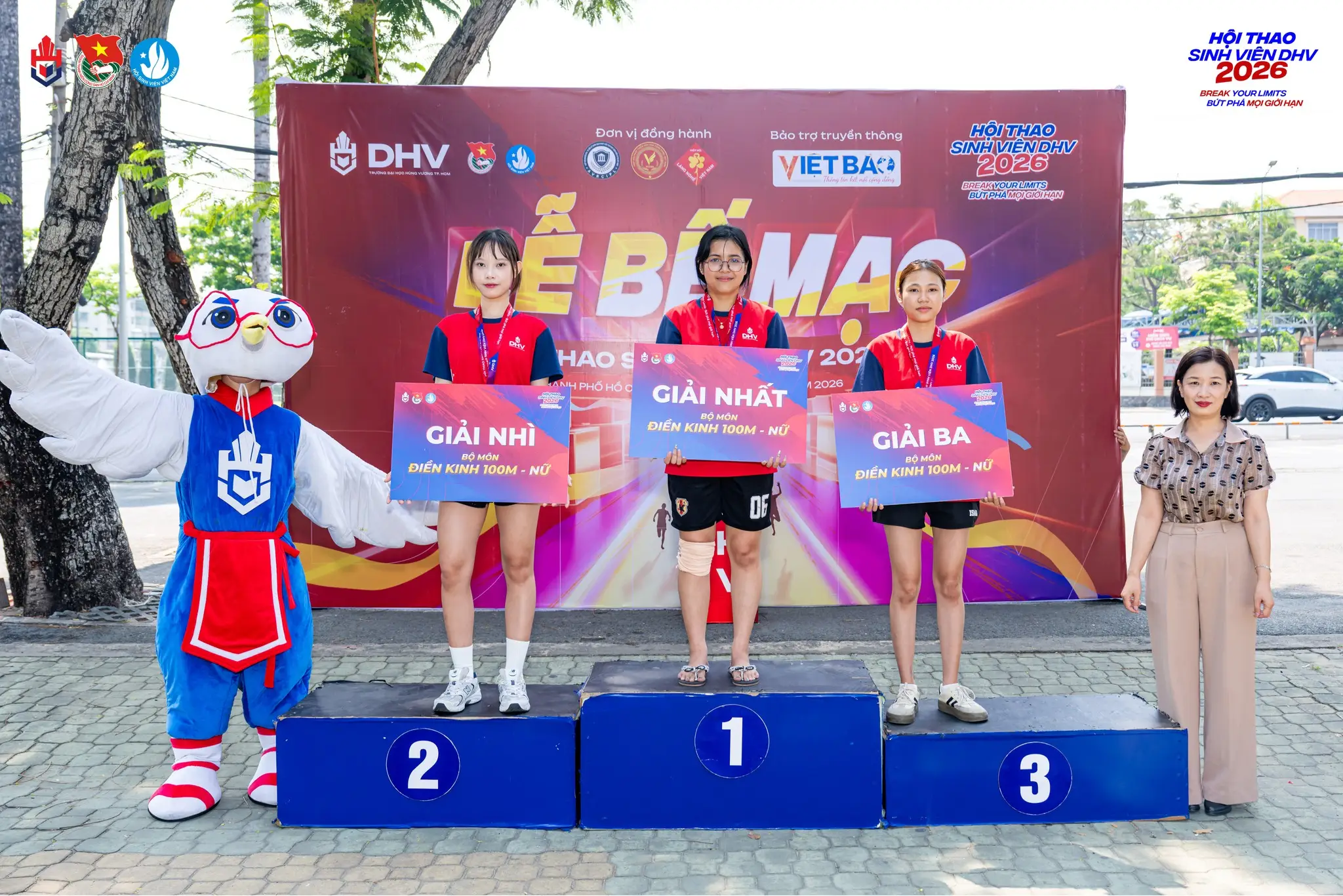 DHV - Trường Đại Học Hùng Vương TPHCM