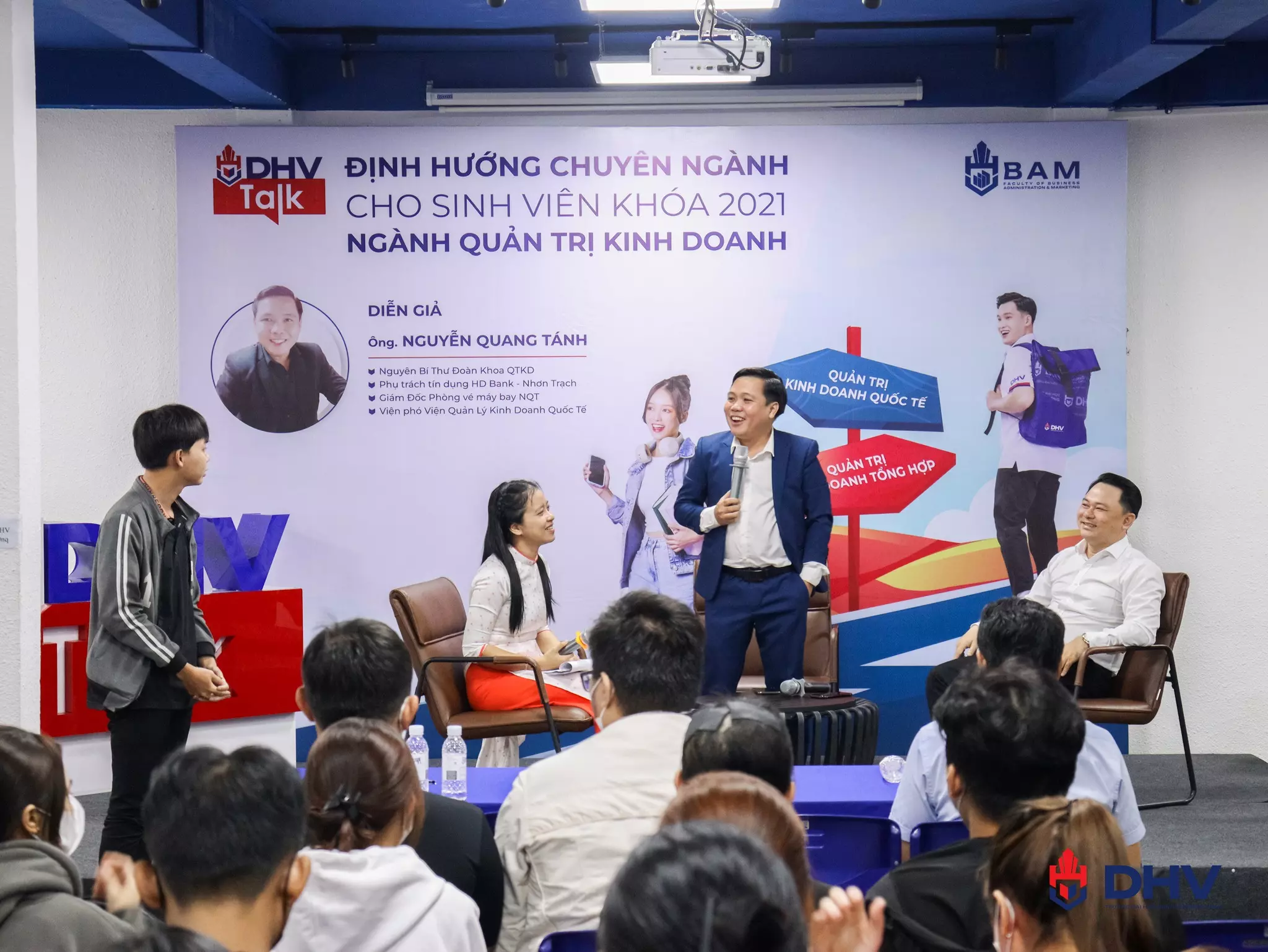 DHV - Trường Đại Học Hùng Vương TPHCM