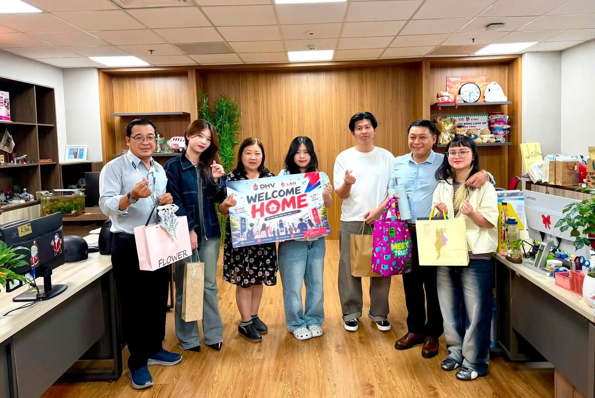 DHV - Trường Đại Học Hùng Vương TPHCM