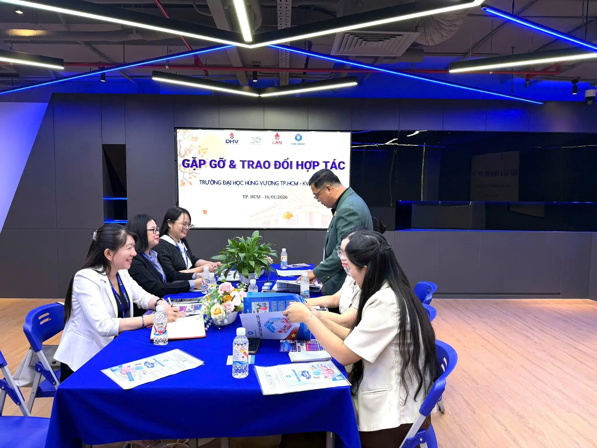 DHV - Trường Đại Học Hùng Vương TPHCM