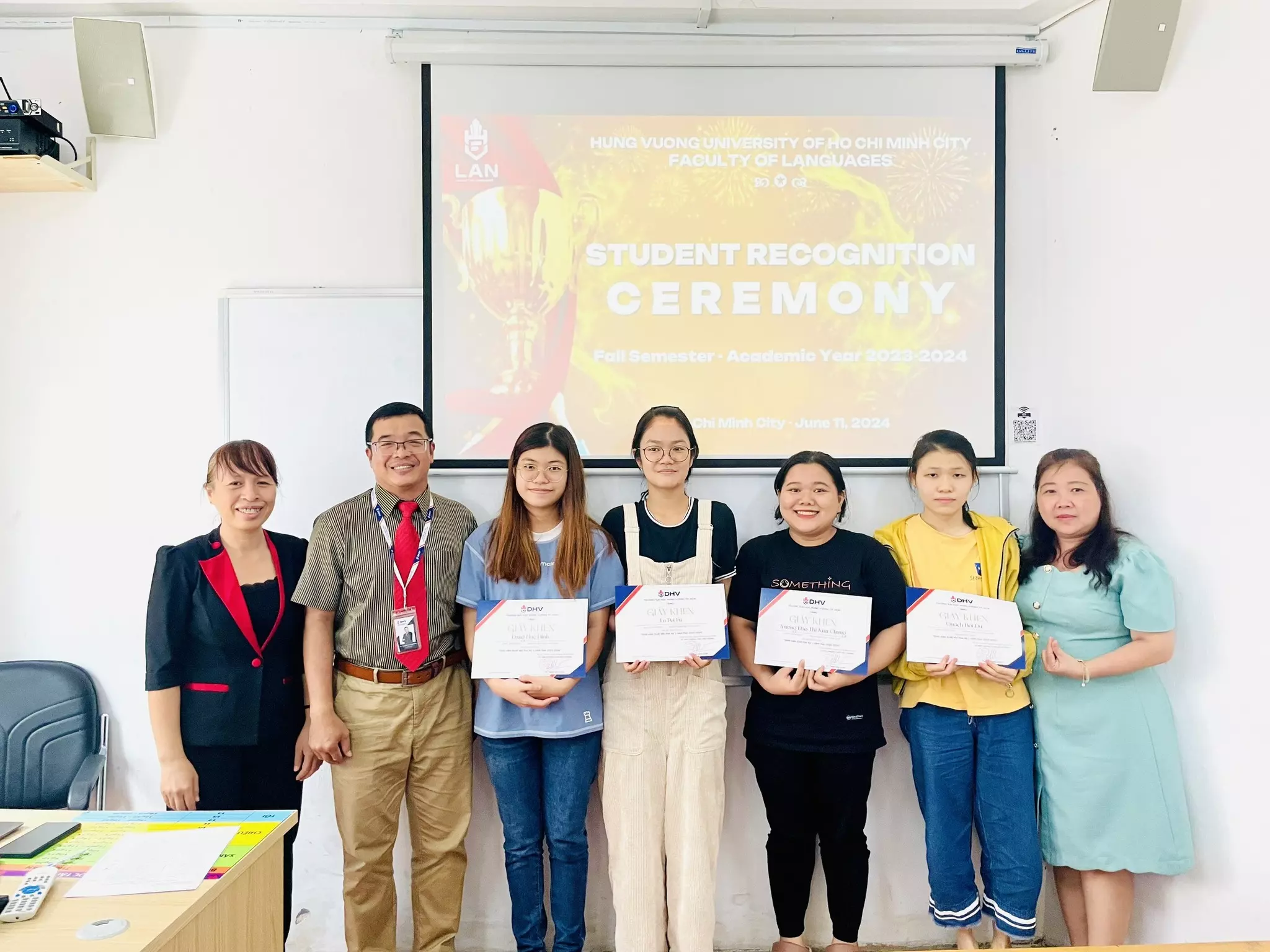 DHV - Trường Đại Học Hùng Vương TPHCM