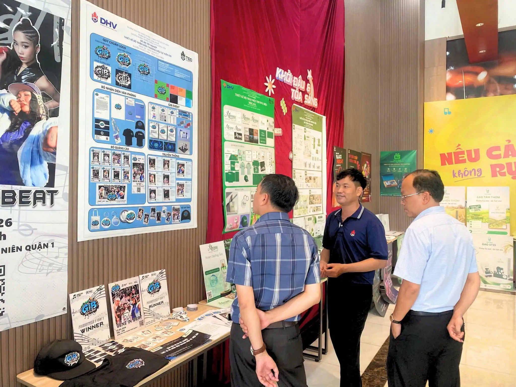 DHV - Trường Đại Học Hùng Vương TPHCM
