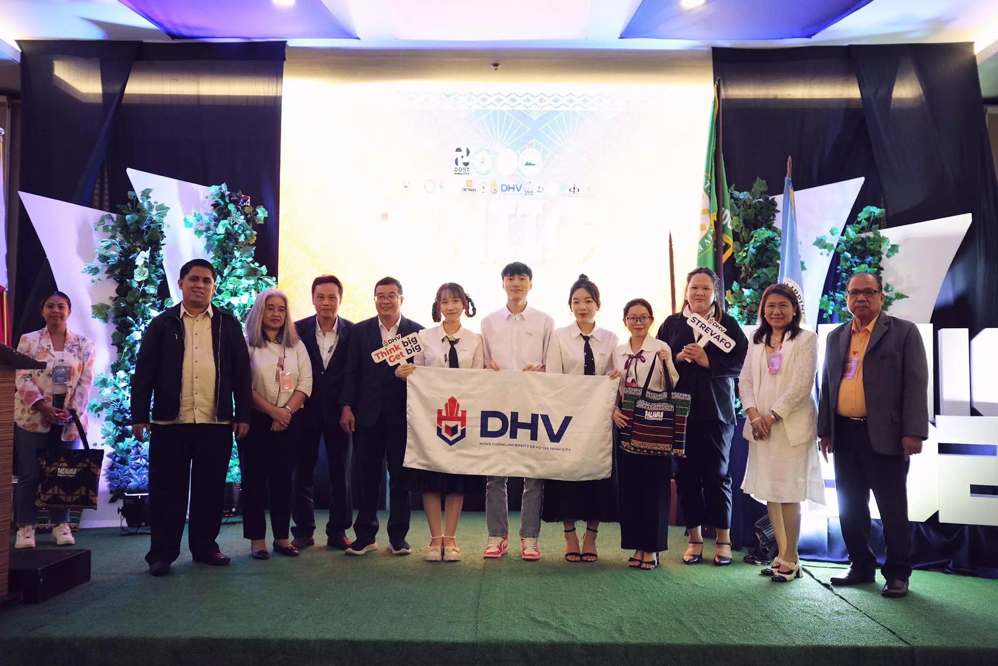 DHV - Trường Đại Học Hùng Vương TPHCM
