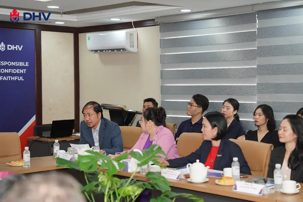 DHV - Trường Đại Học Hùng Vương TPHCM