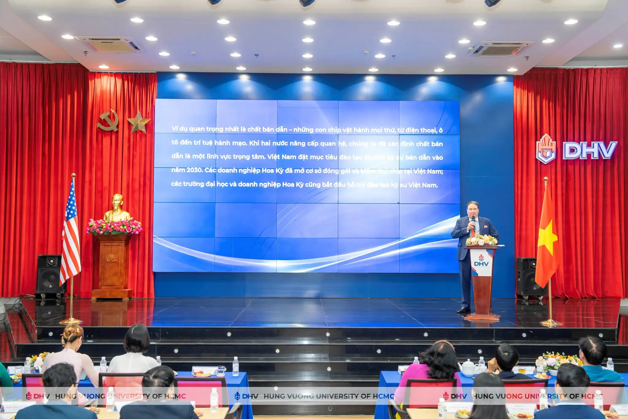 DHV - Trường Đại Học Hùng Vương TPHCM