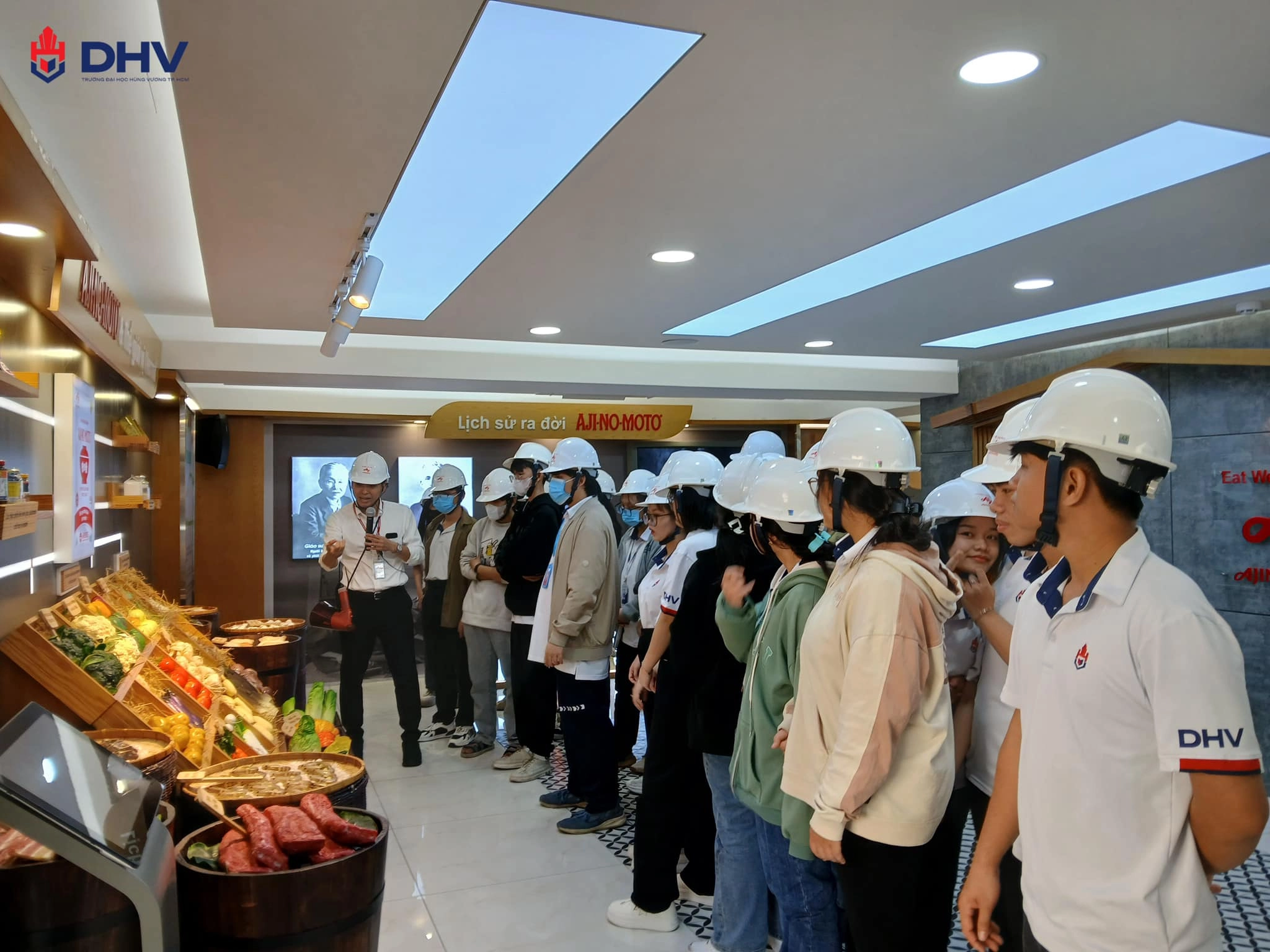 DHV - Trường Đại Học Hùng Vương TPHCM