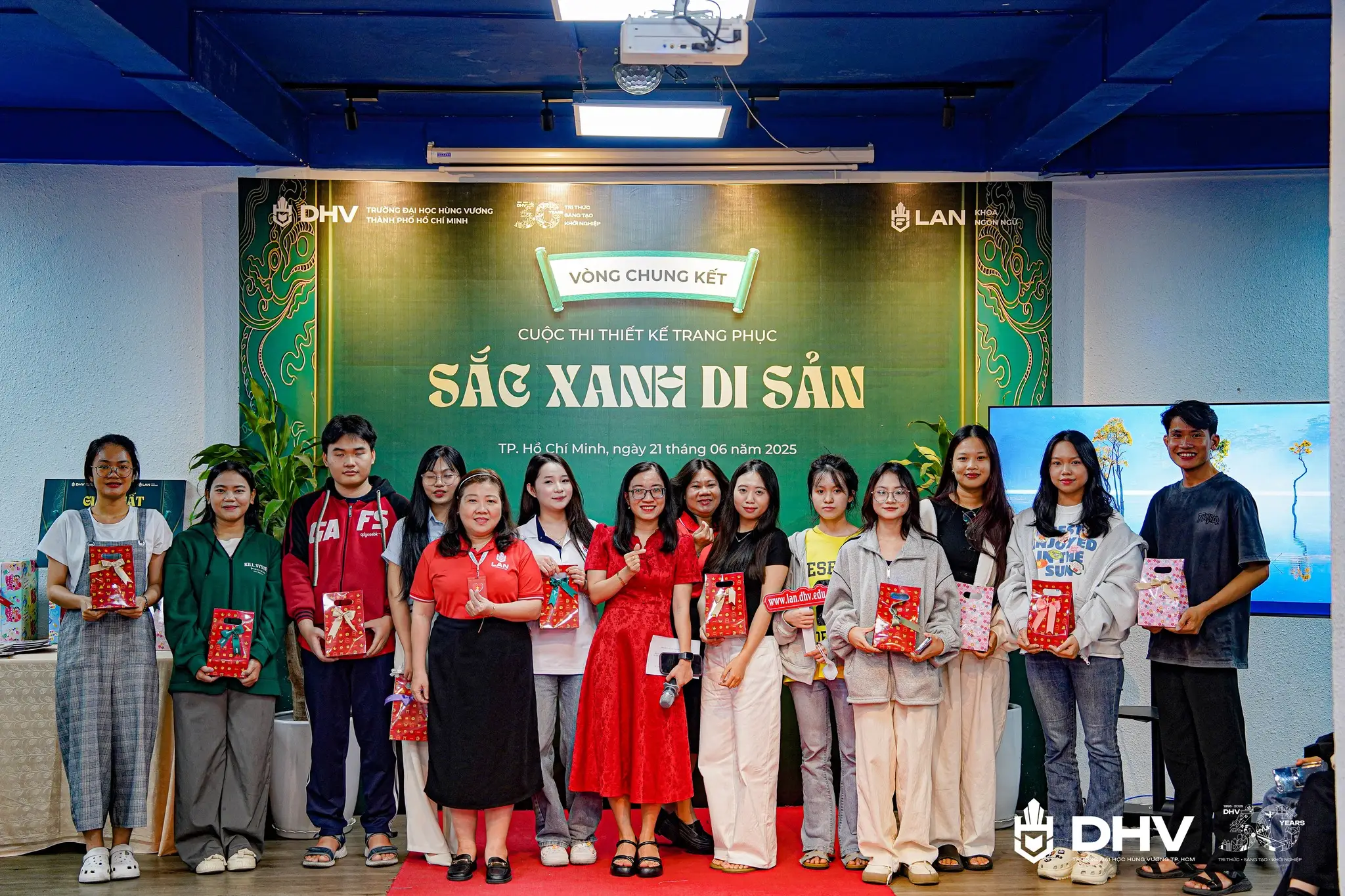 DHV - Trường Đại Học Hùng Vương TPHCM