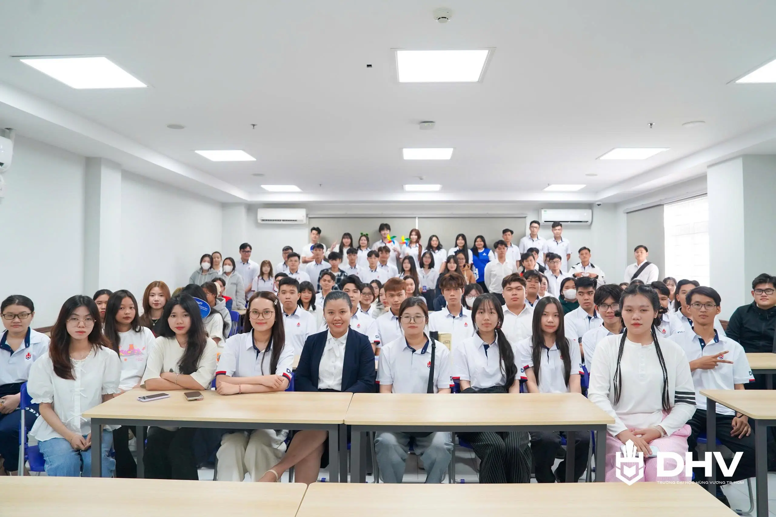DHV - Trường Đại Học Hùng Vương TPHCM