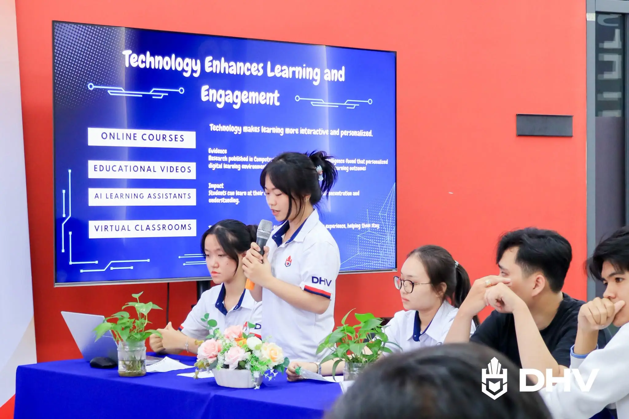 DHV - Trường Đại Học Hùng Vương TPHCM