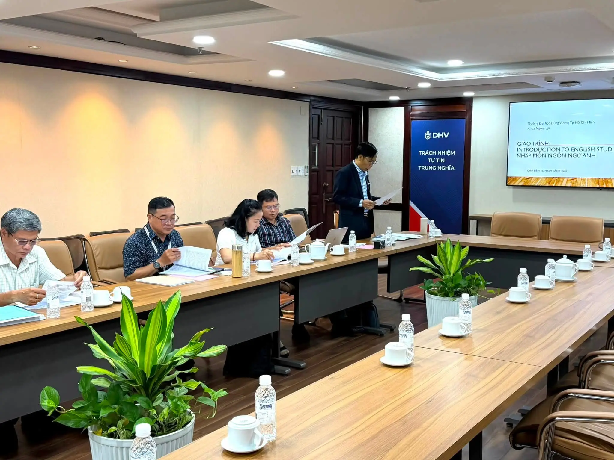 DHV - Trường Đại Học Hùng Vương TPHCM