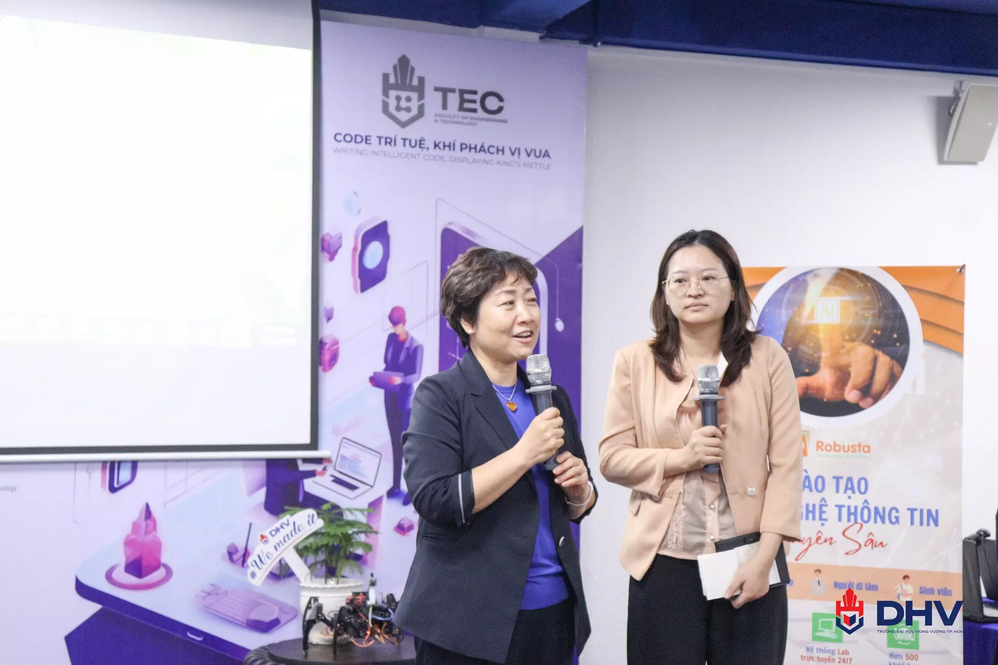 DHV - Trường Đại Học Hùng Vương TPHCM