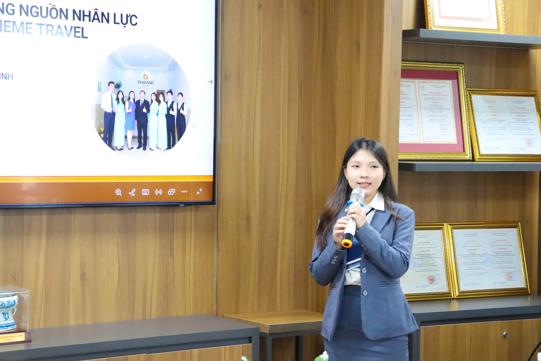 DHV - Trường Đại Học Hùng Vương TPHCM